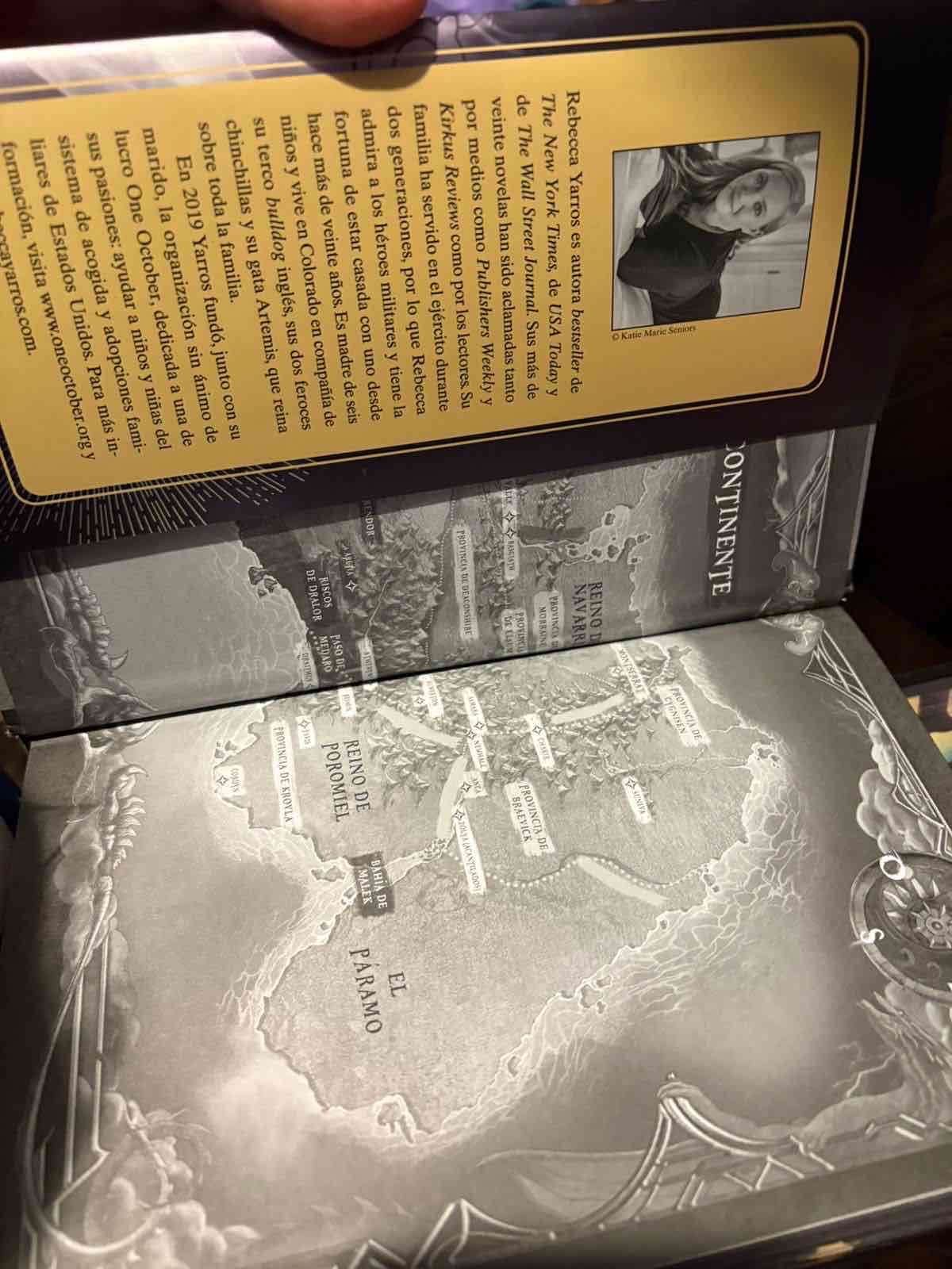 Libro 'Alas de Ónix' Rebecca Yarros - miniatura 5