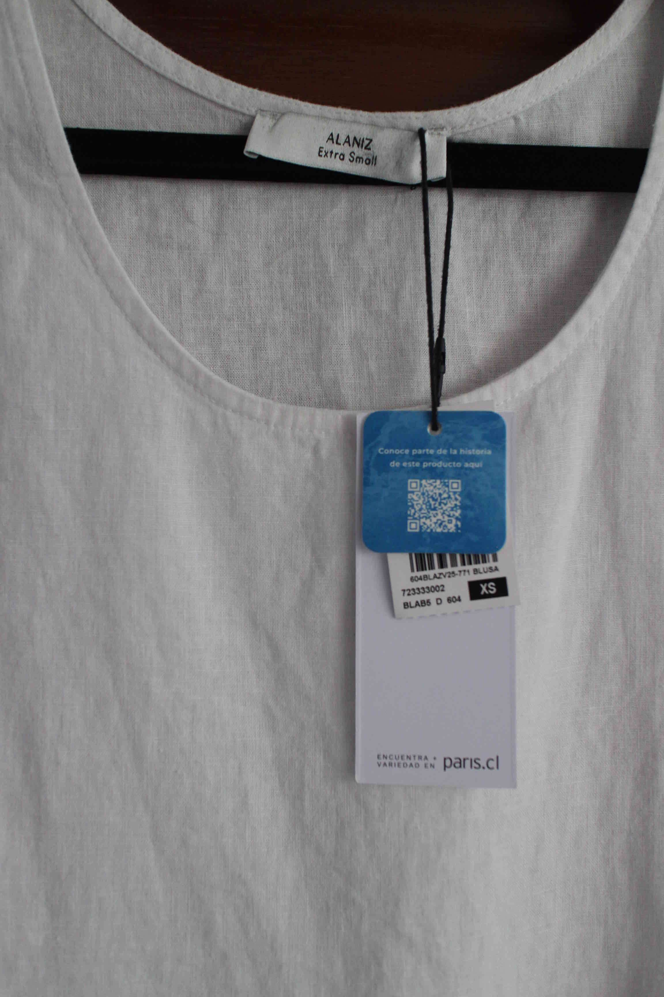 Blusa blanca sin mangas nueva - miniatura 2