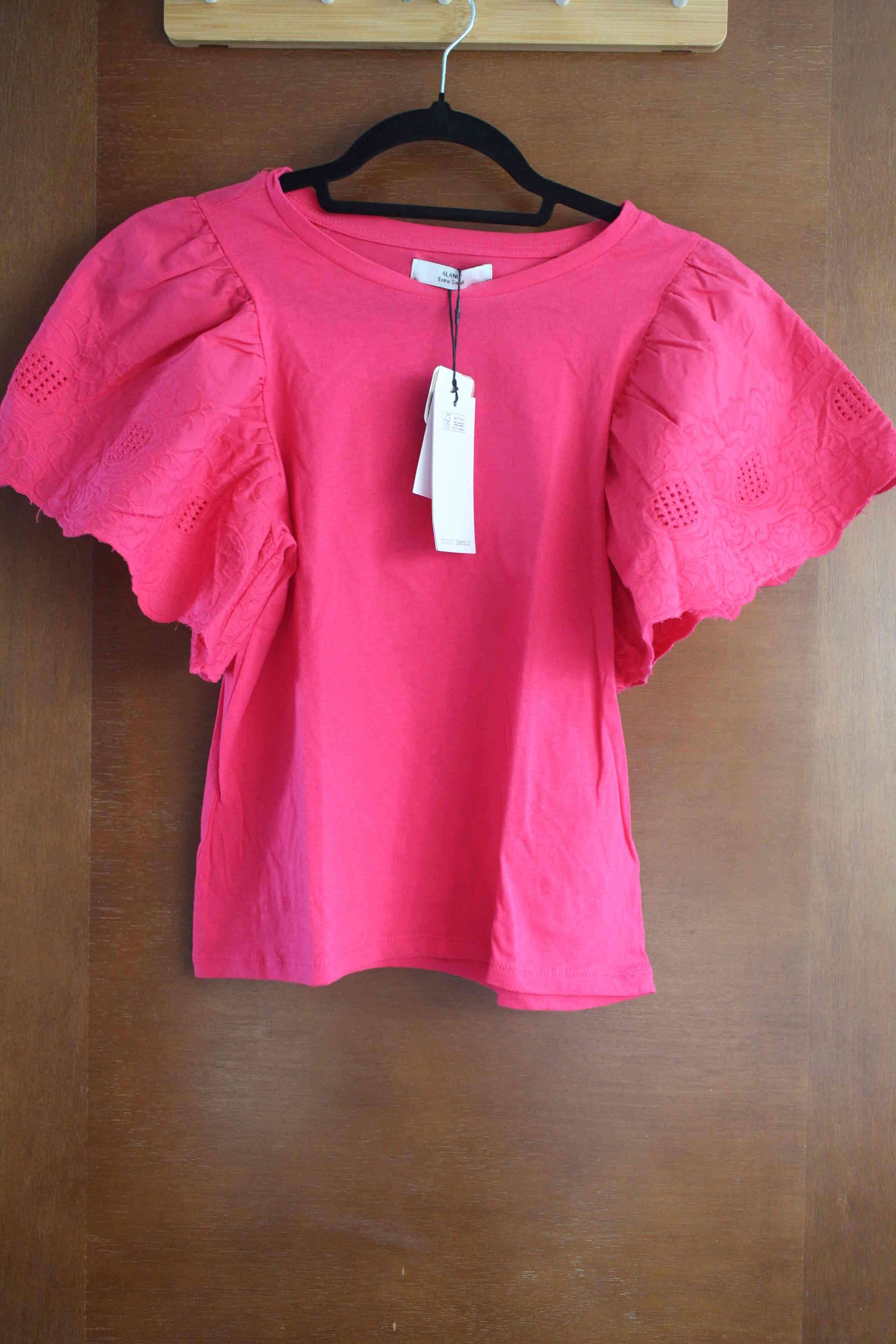 Polera rosa con mangas abullonadas - miniatura 3