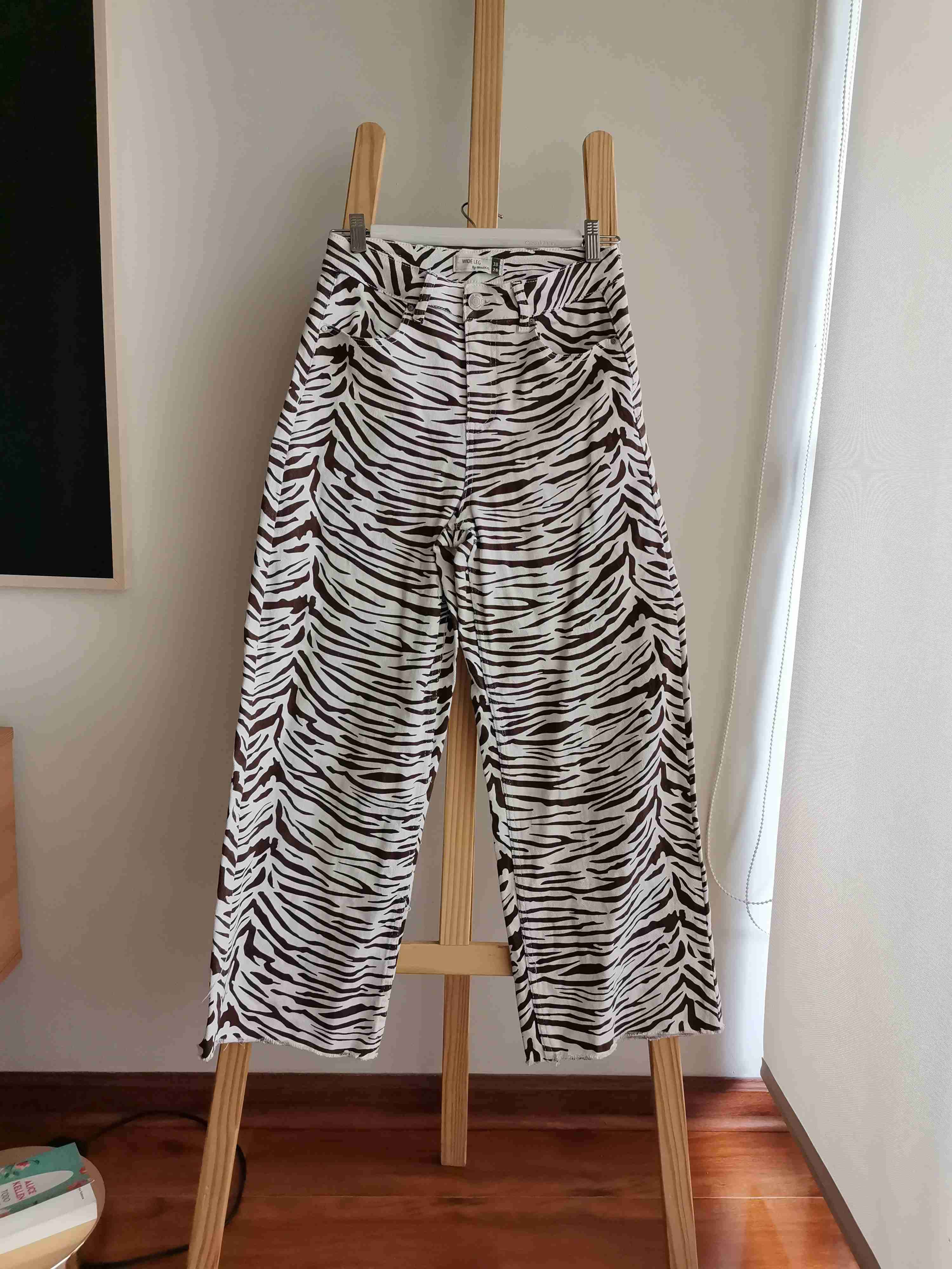 Pantalones estampado cebra