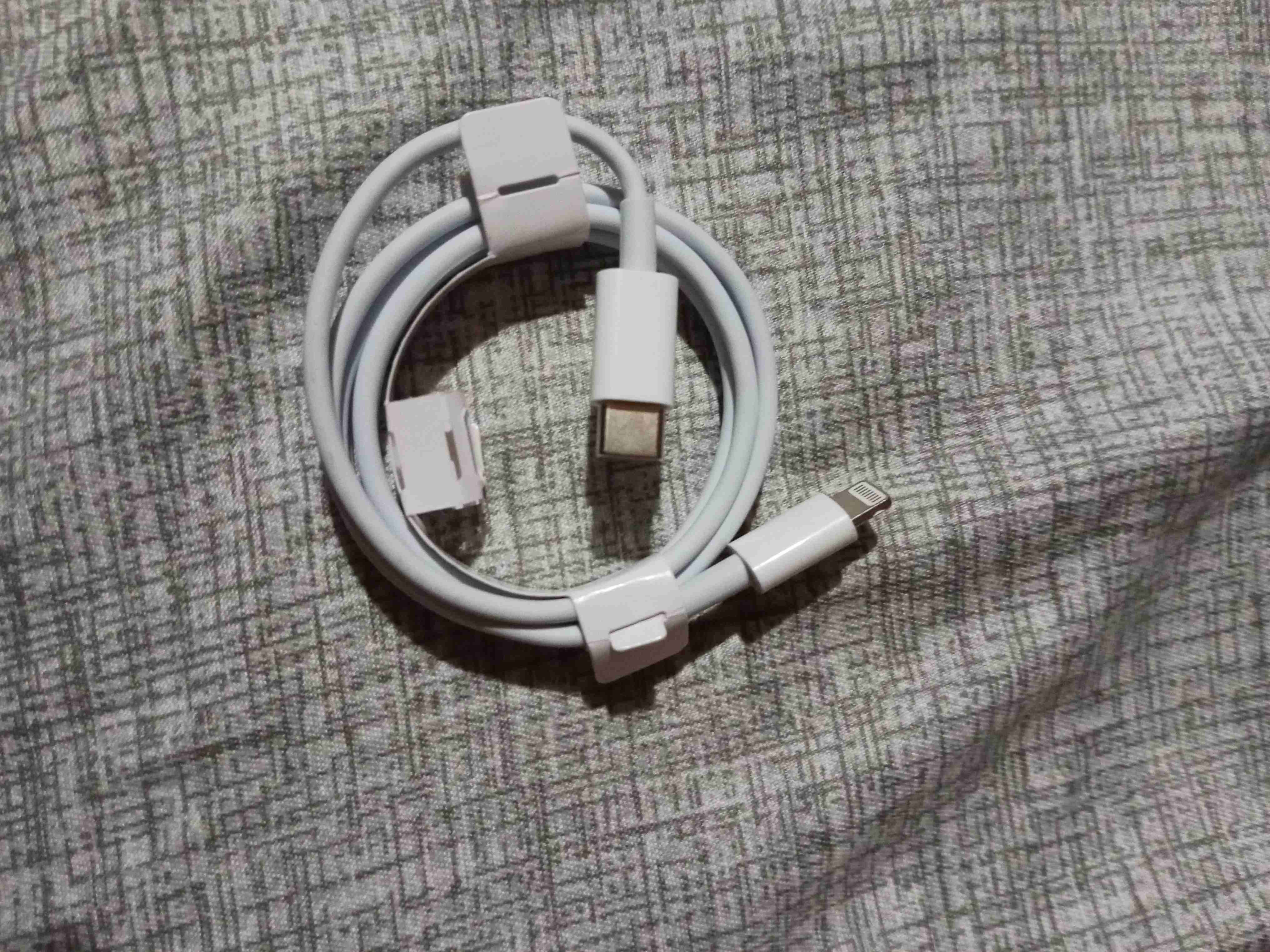 Cable USB-C a Lightning blanco