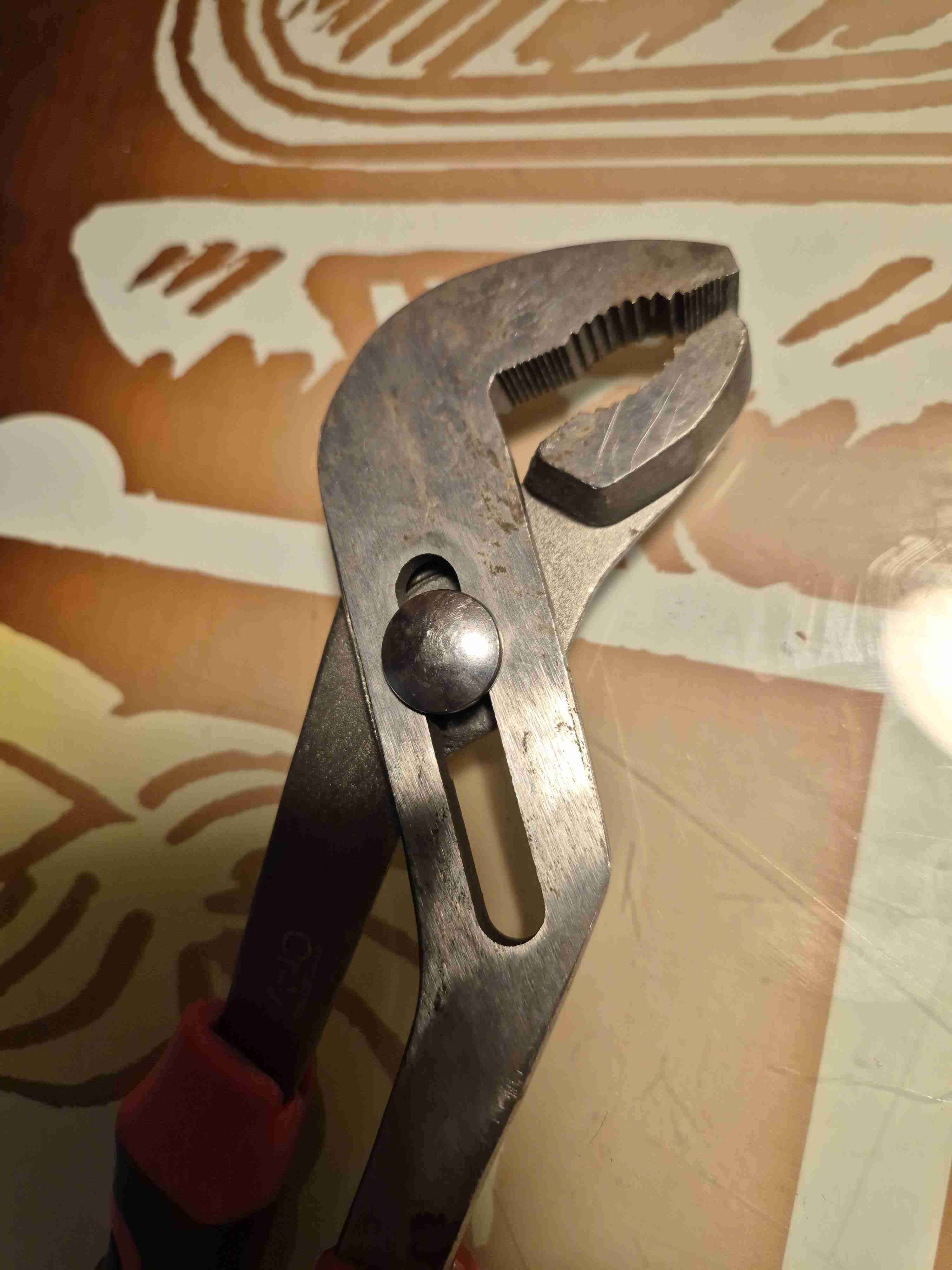 Alicates pico de loro 10" Redline - miniatura 3