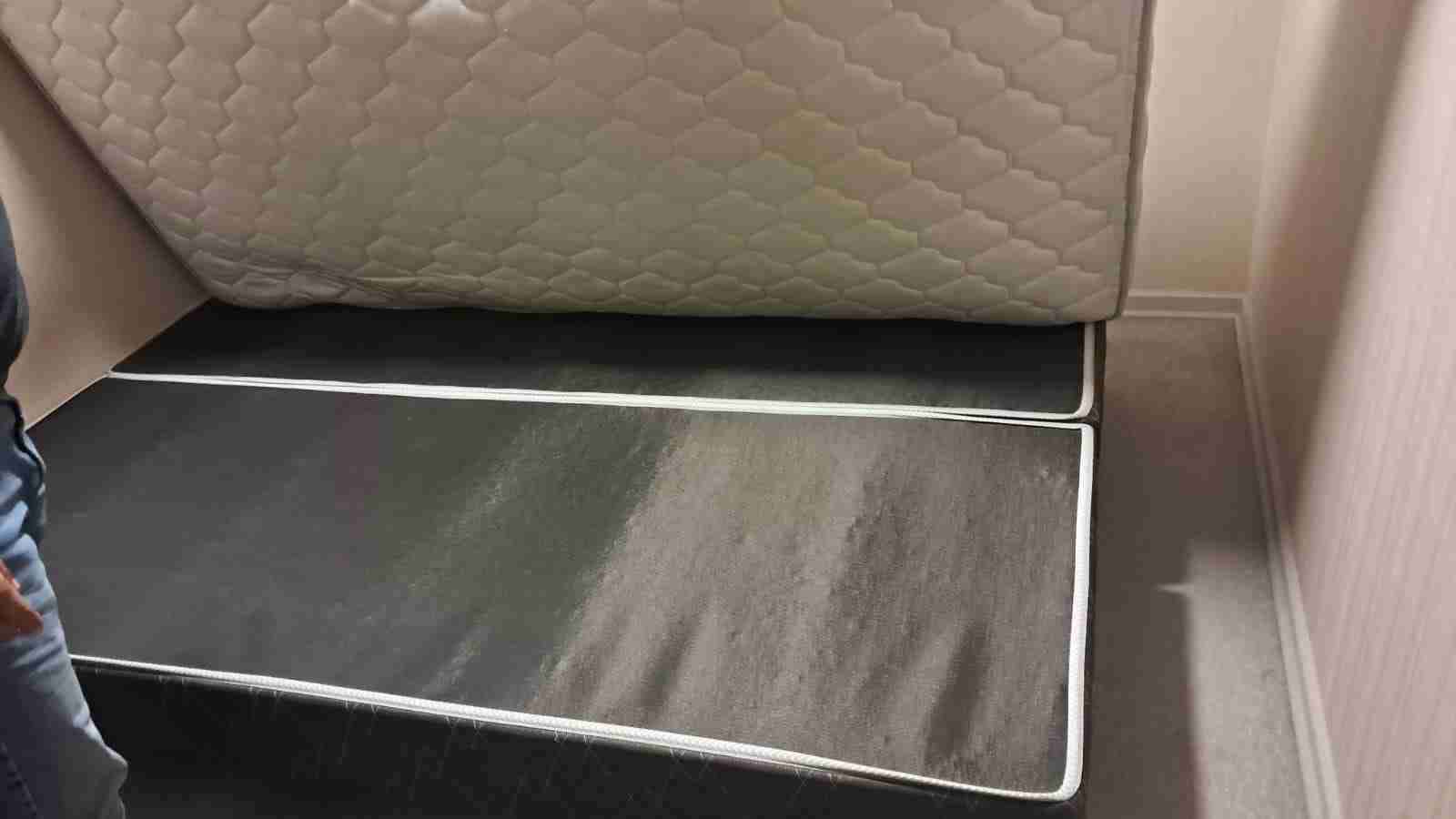 Cama dos plazas,base dividida y marca CiC. - miniatura 4