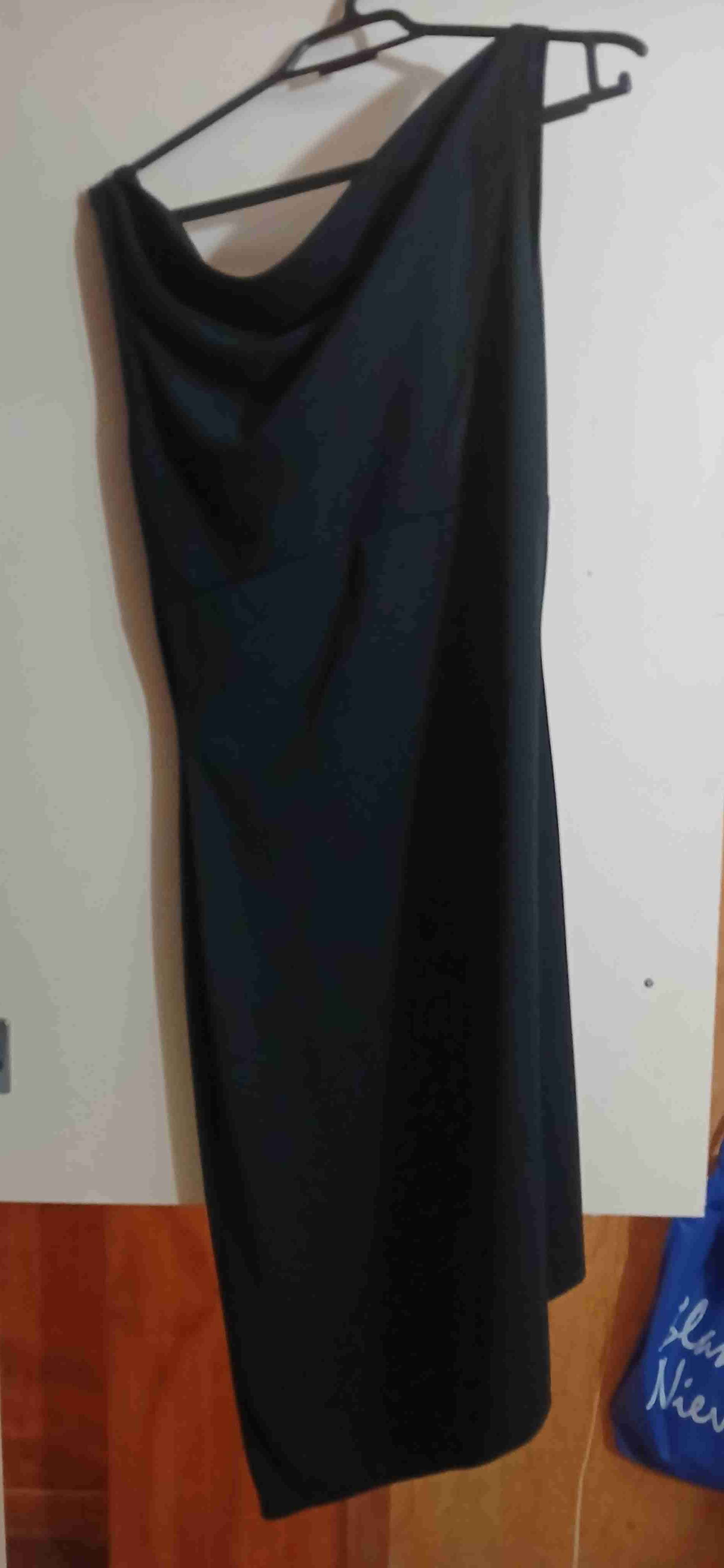 Vestido negro,blanco floral y azul - miniatura 5