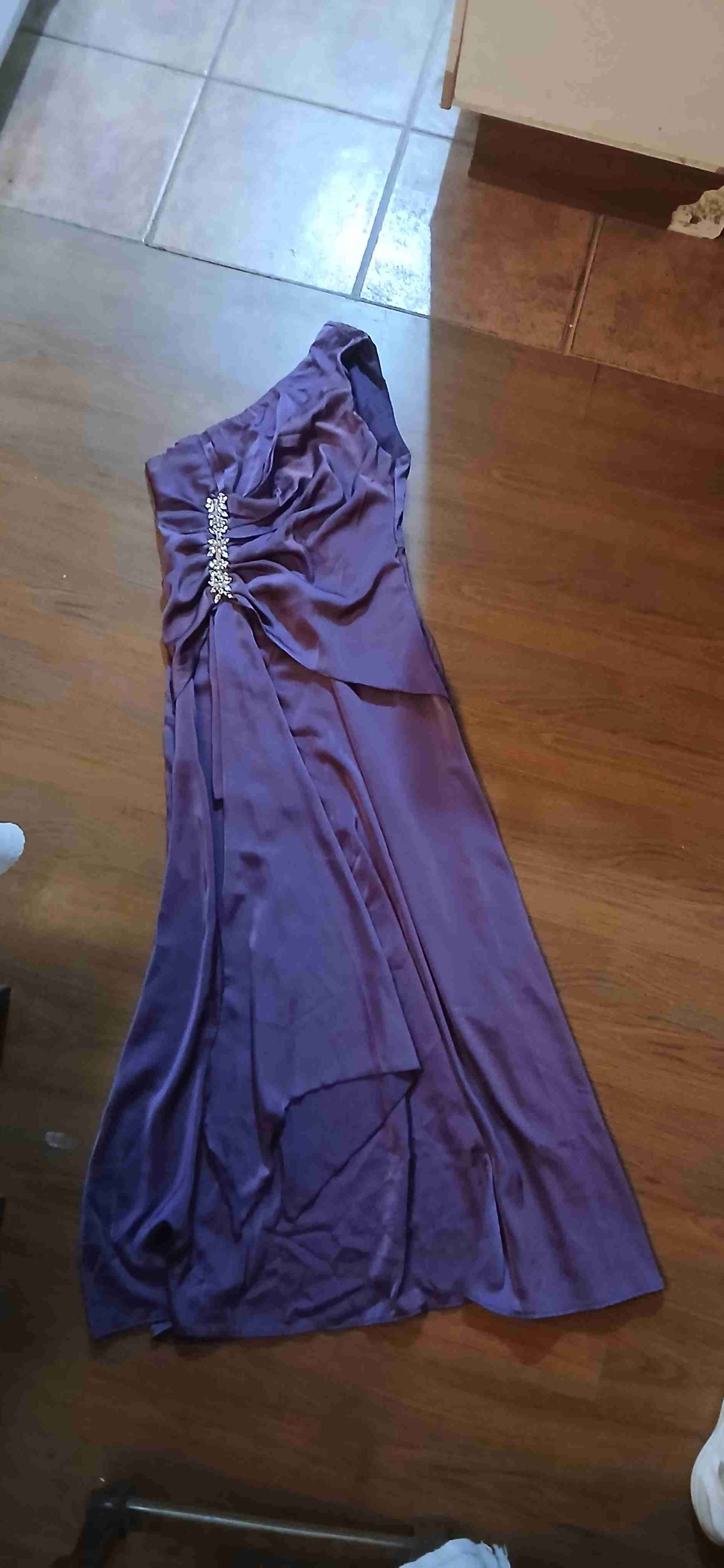 Vestidos largo morado elegante - miniatura 3