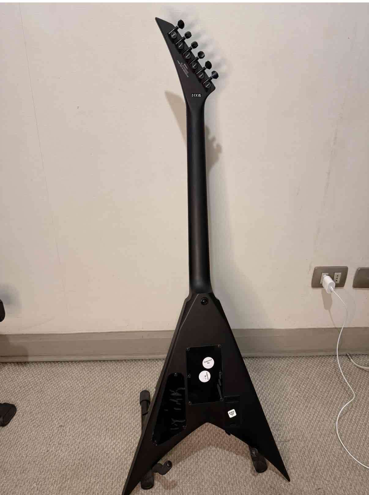 Guitarra eléctrica Jackson King V Series X - miniatura 3