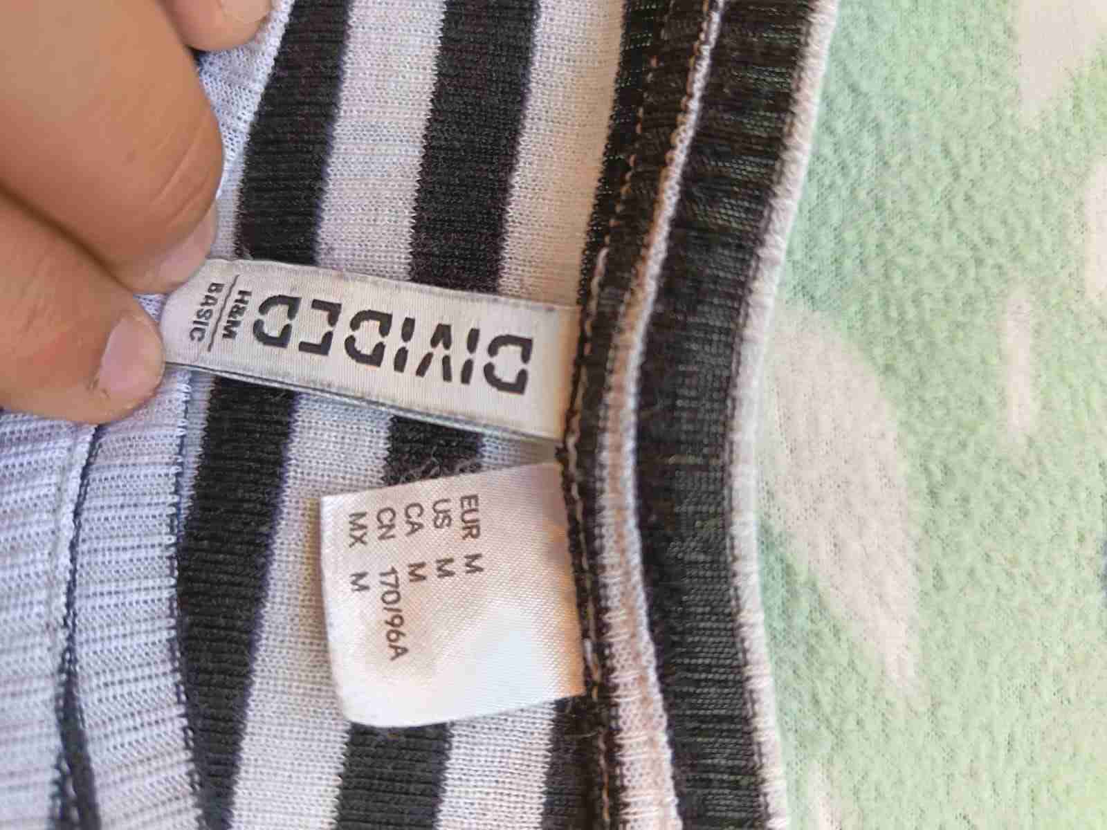 Chaleco rayado blanco y negro - miniatura 2