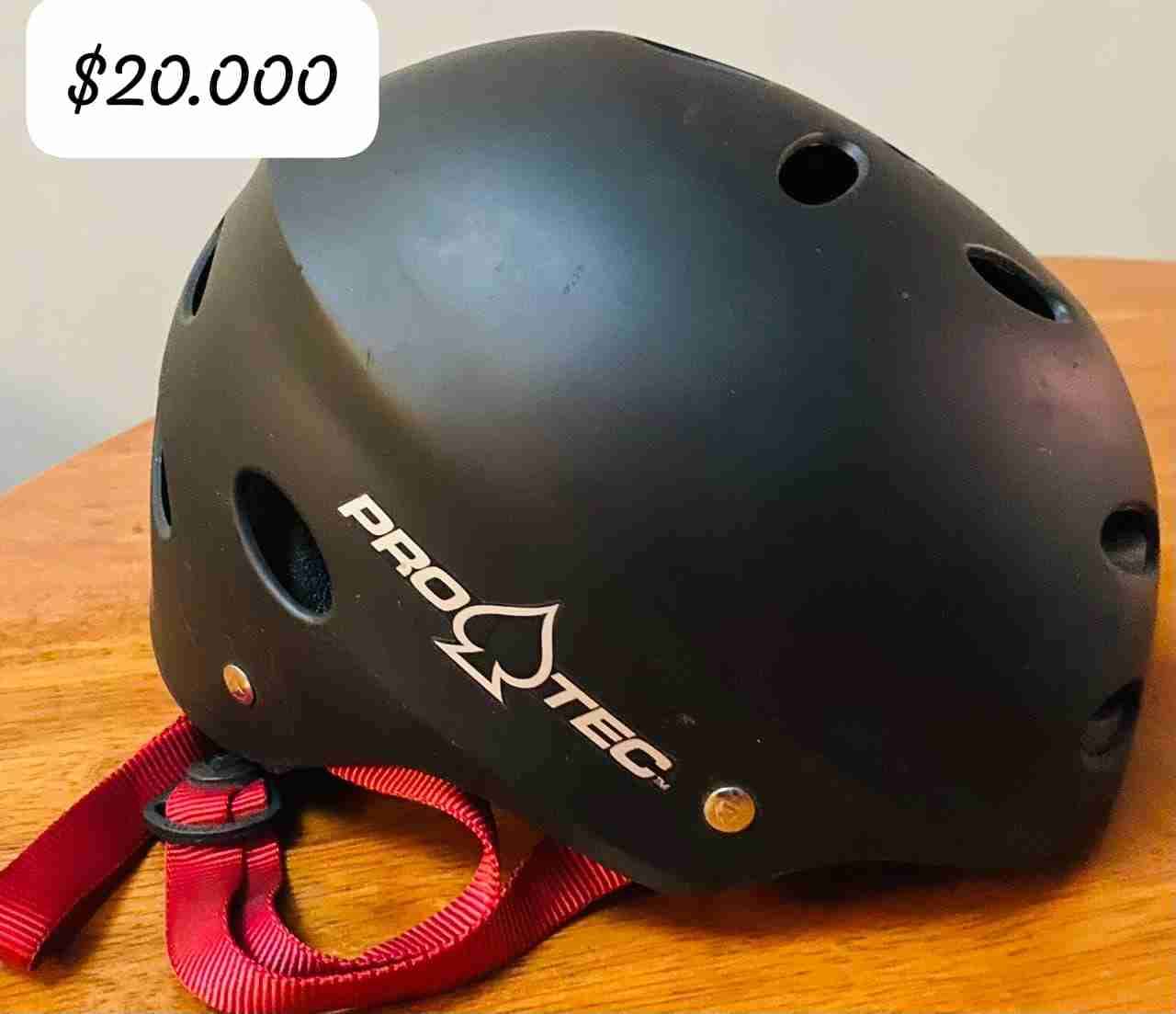 Casco negro Pro-Tec skate