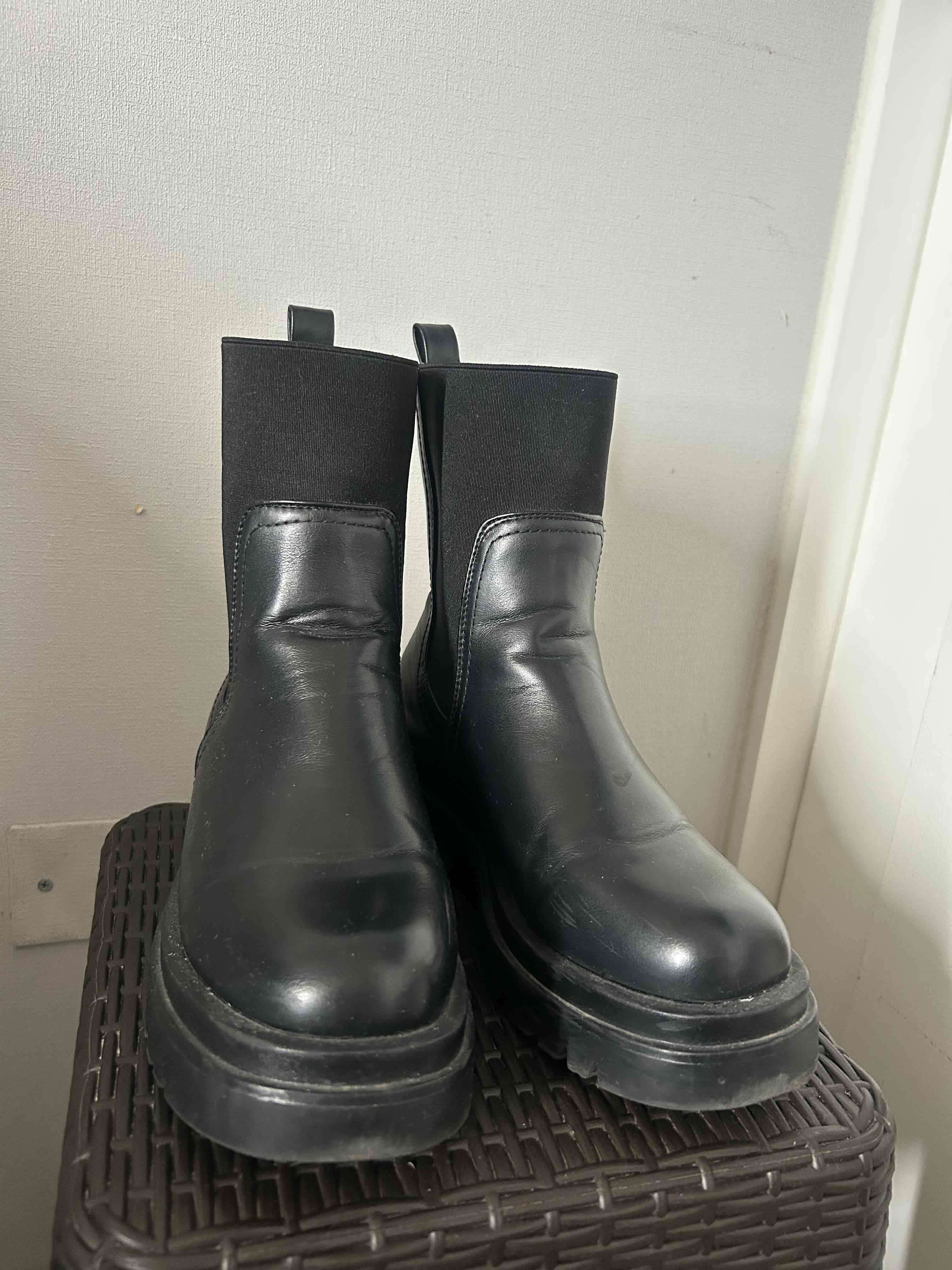 Botines negros de eco cuero - miniatura 2