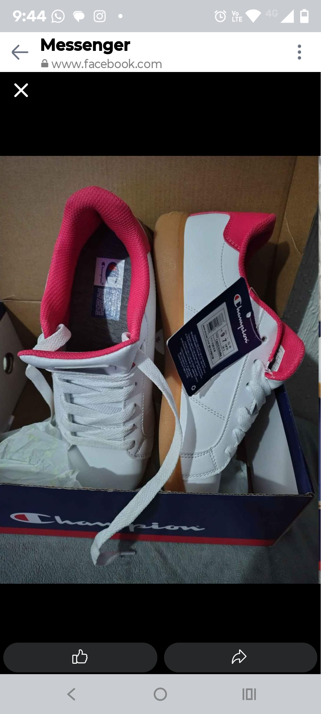 Zapatillas deportivas blancas y rojas - miniatura 3