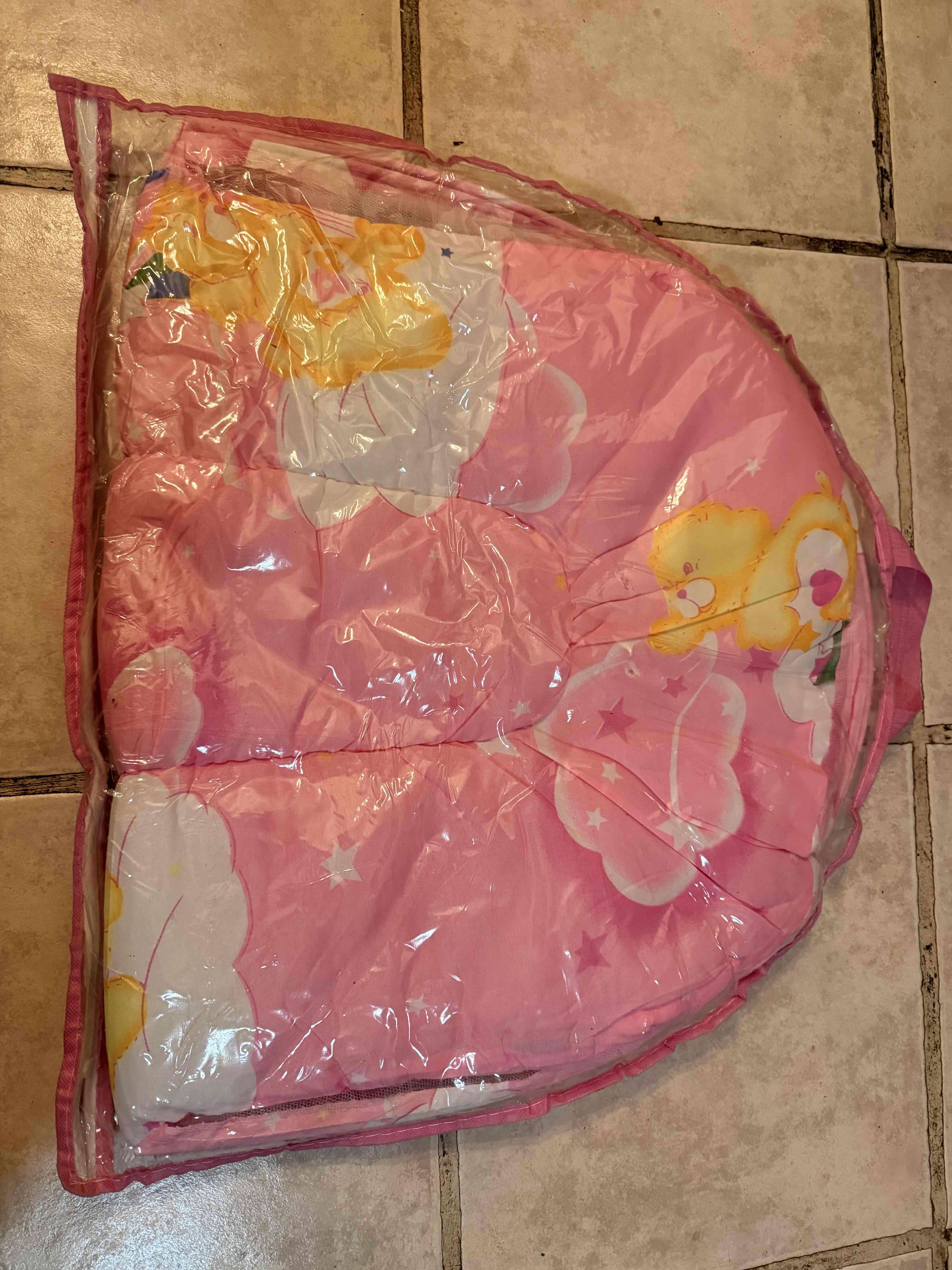 Mosquitero bebé acolchado (nuevo ) - miniatura 2