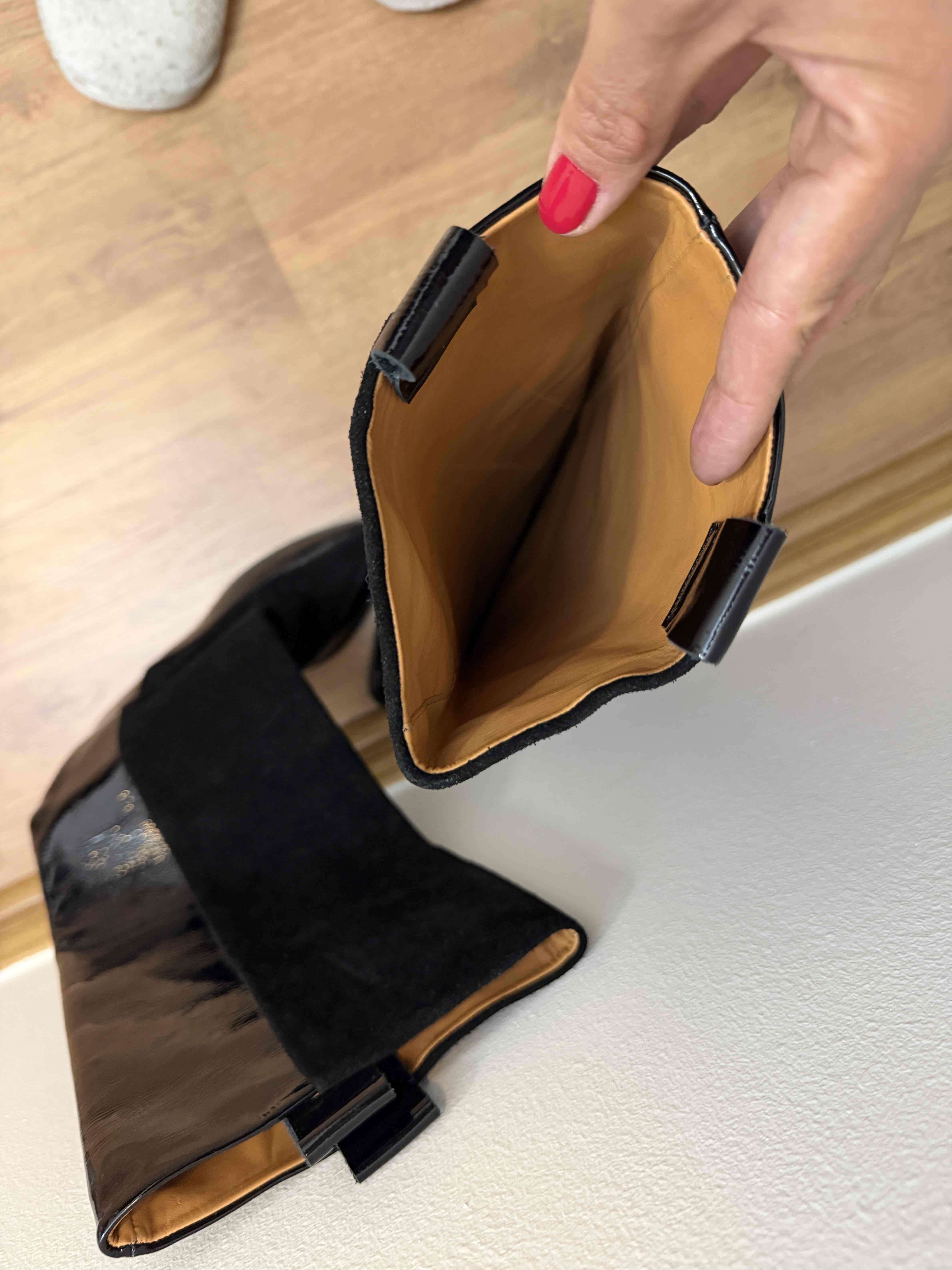 Botas negras cuero charol y gamuza - miniatura 6