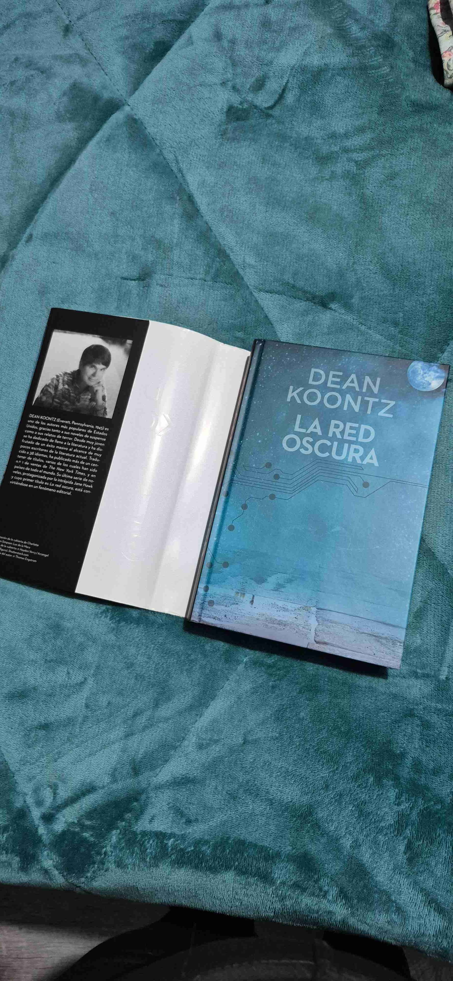 Libro 'La Red Oscura' de Dean Koontz - miniatura 4