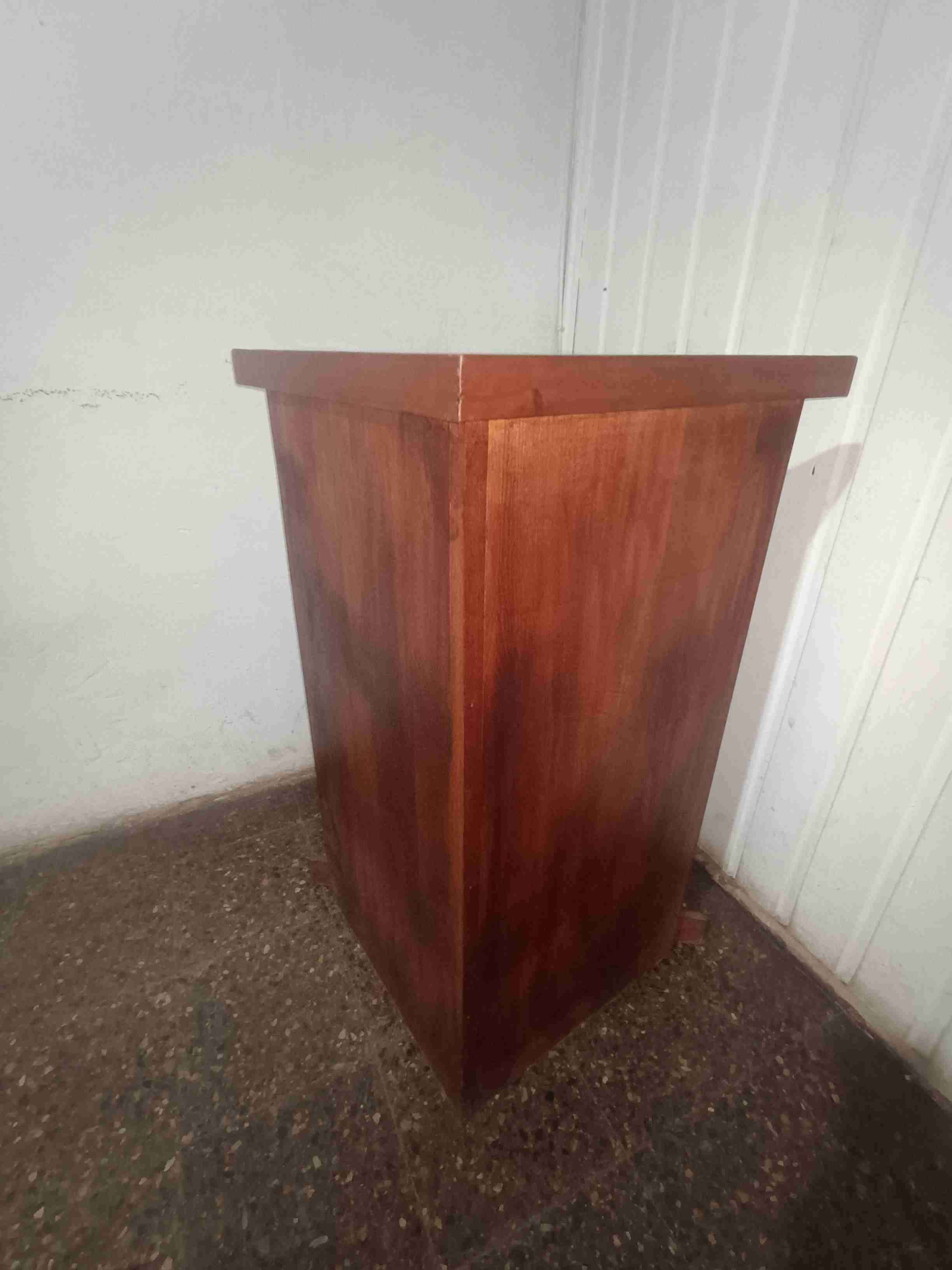 Esquinero de madera con puertas - miniatura 6