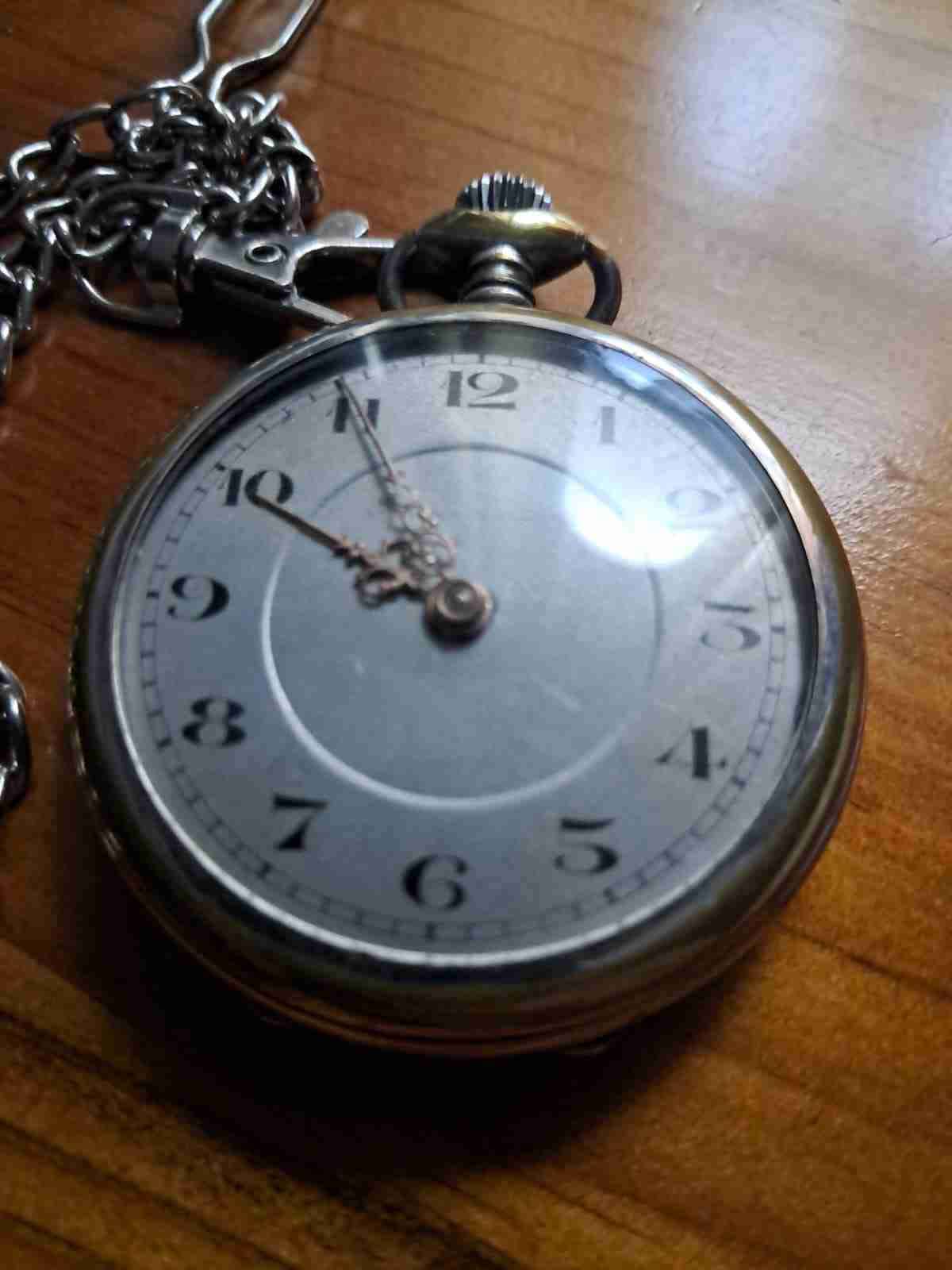 Reloj de bolsillo antiguo - miniatura 1