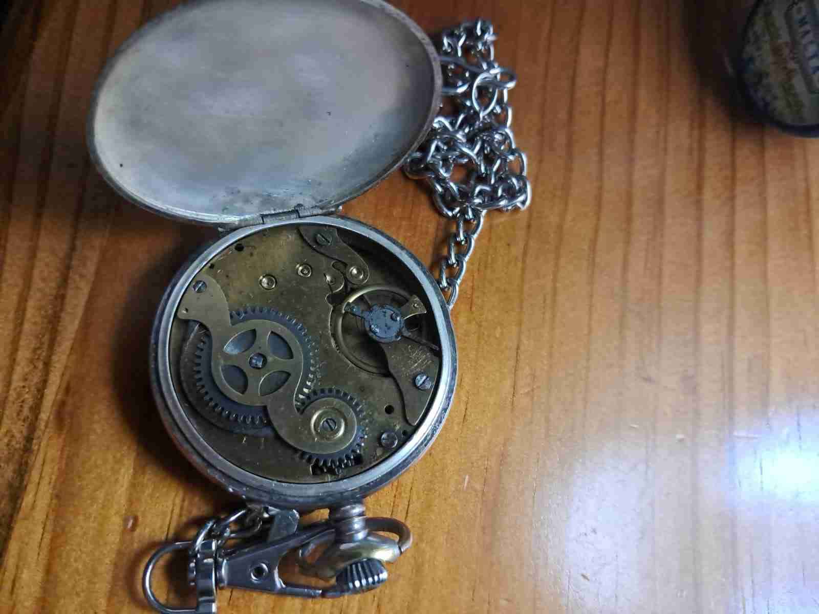 Reloj de bolsillo antiguo - miniatura 4
