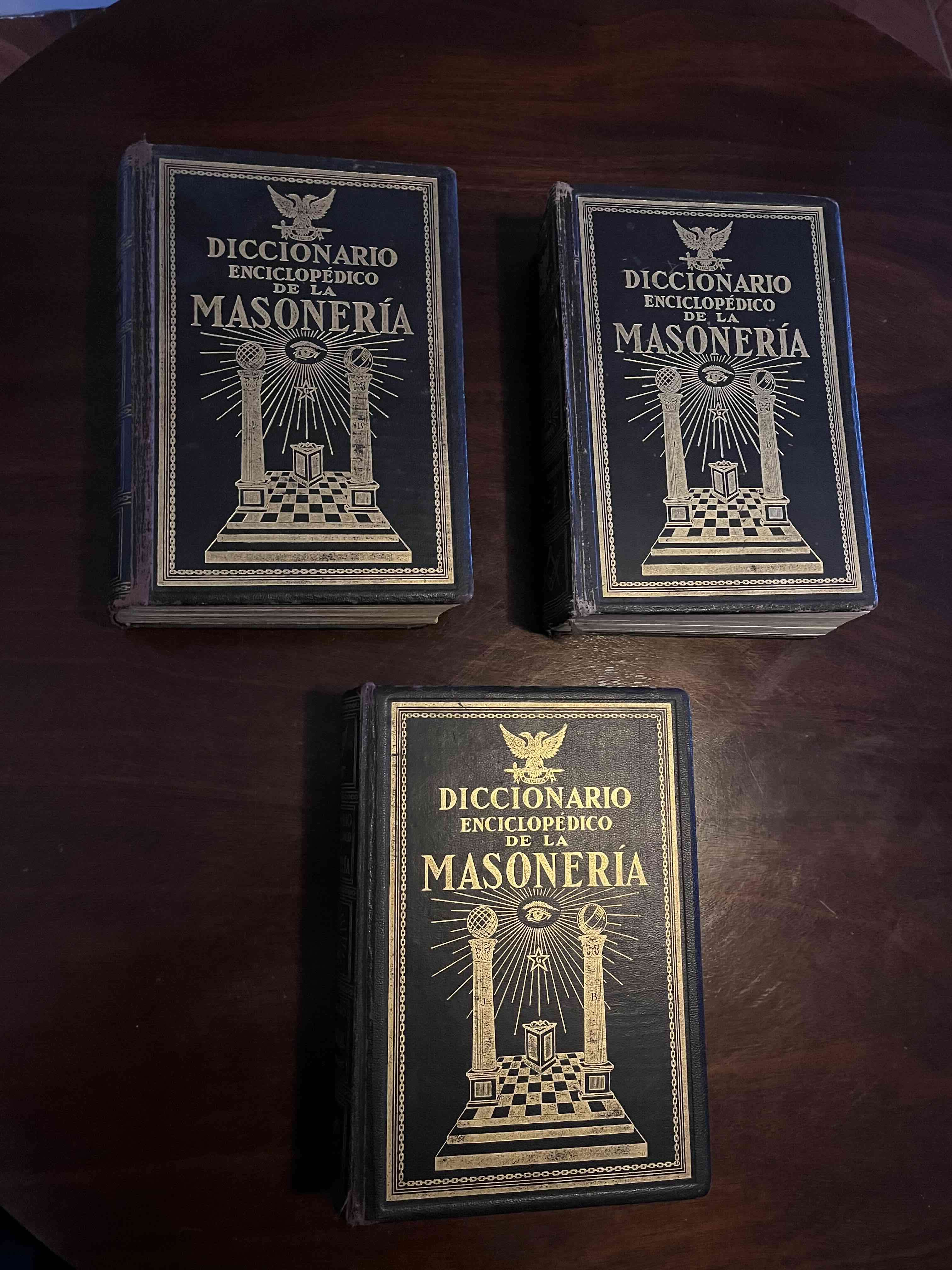 Diccionario enciclopédico de la masonería - miniatura 1