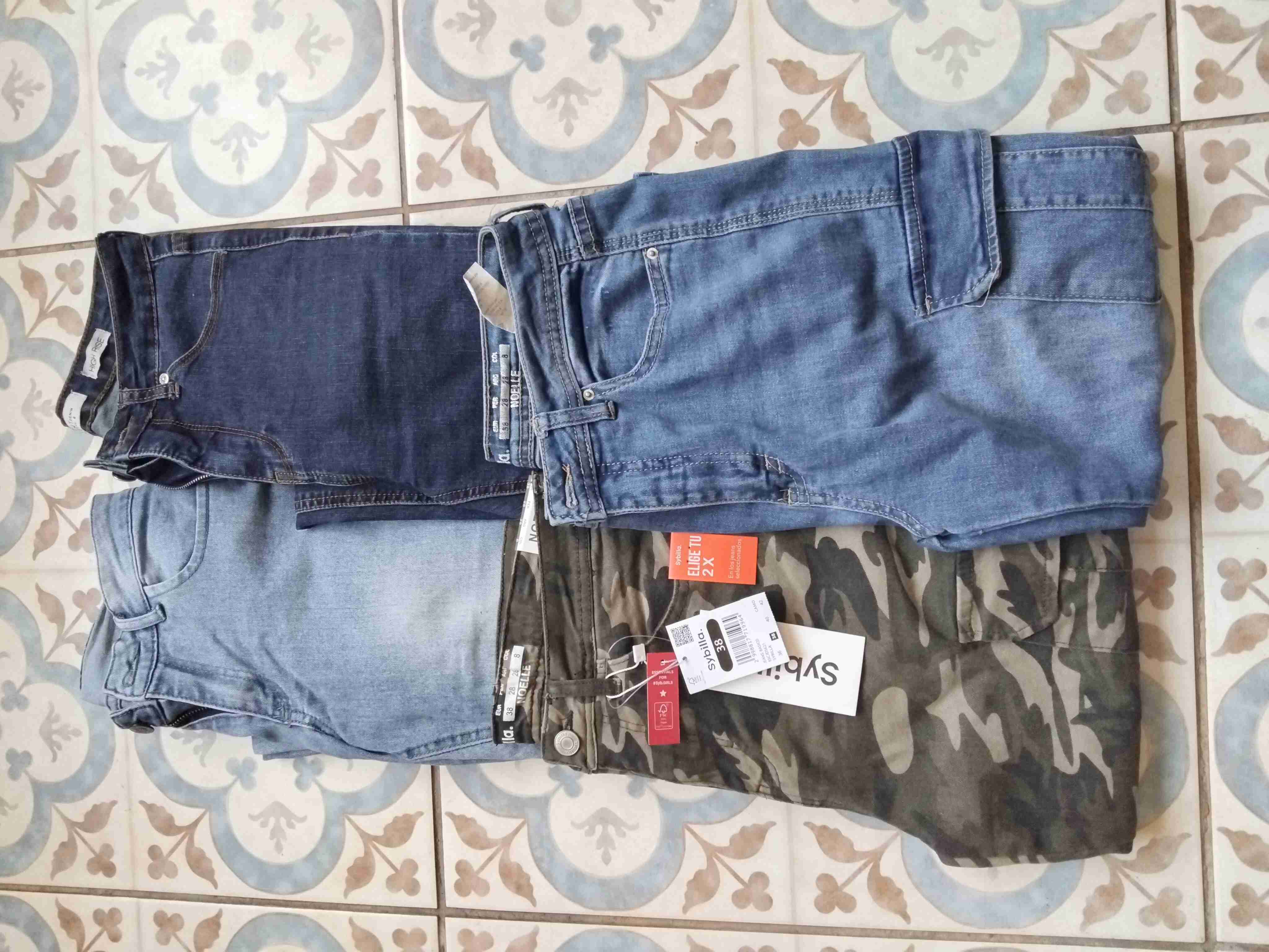 Pack de jeans y pantalones