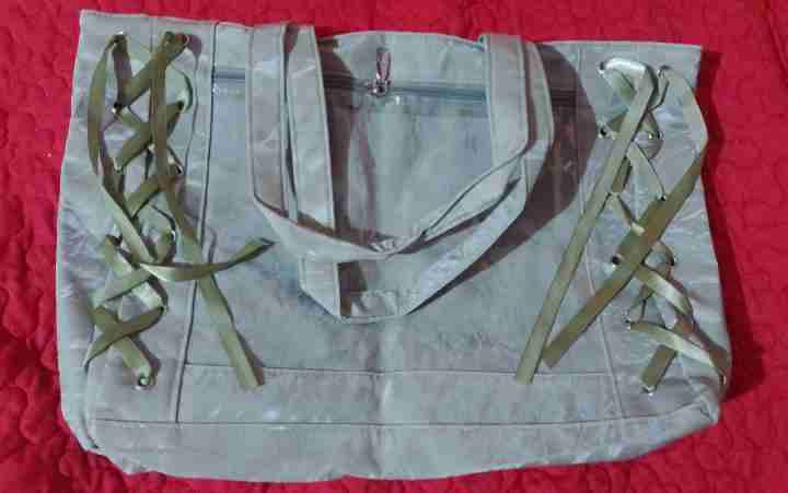 Bolso de lona con lazos