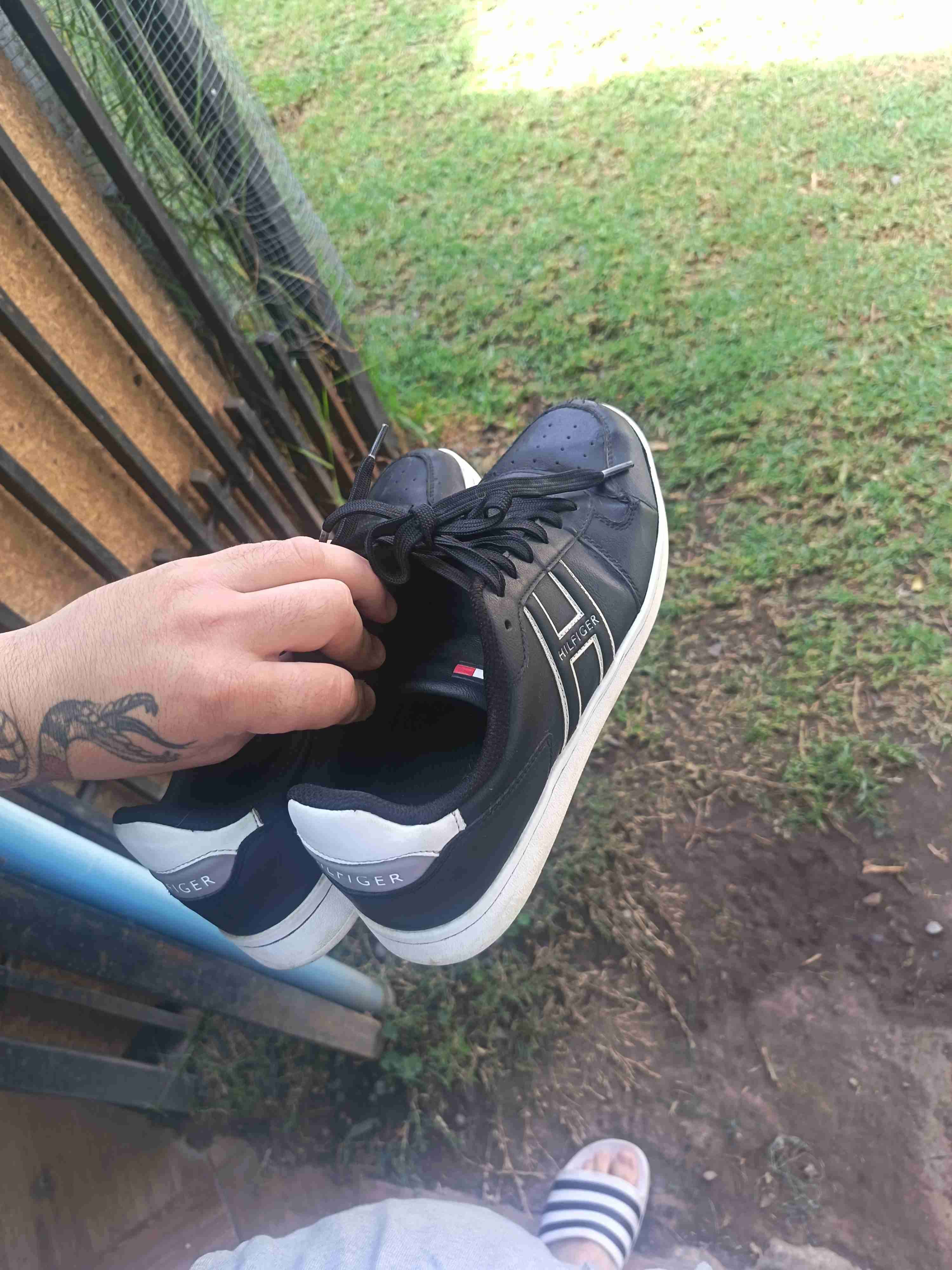 Zapatillas negras Hilfiger - miniatura 2