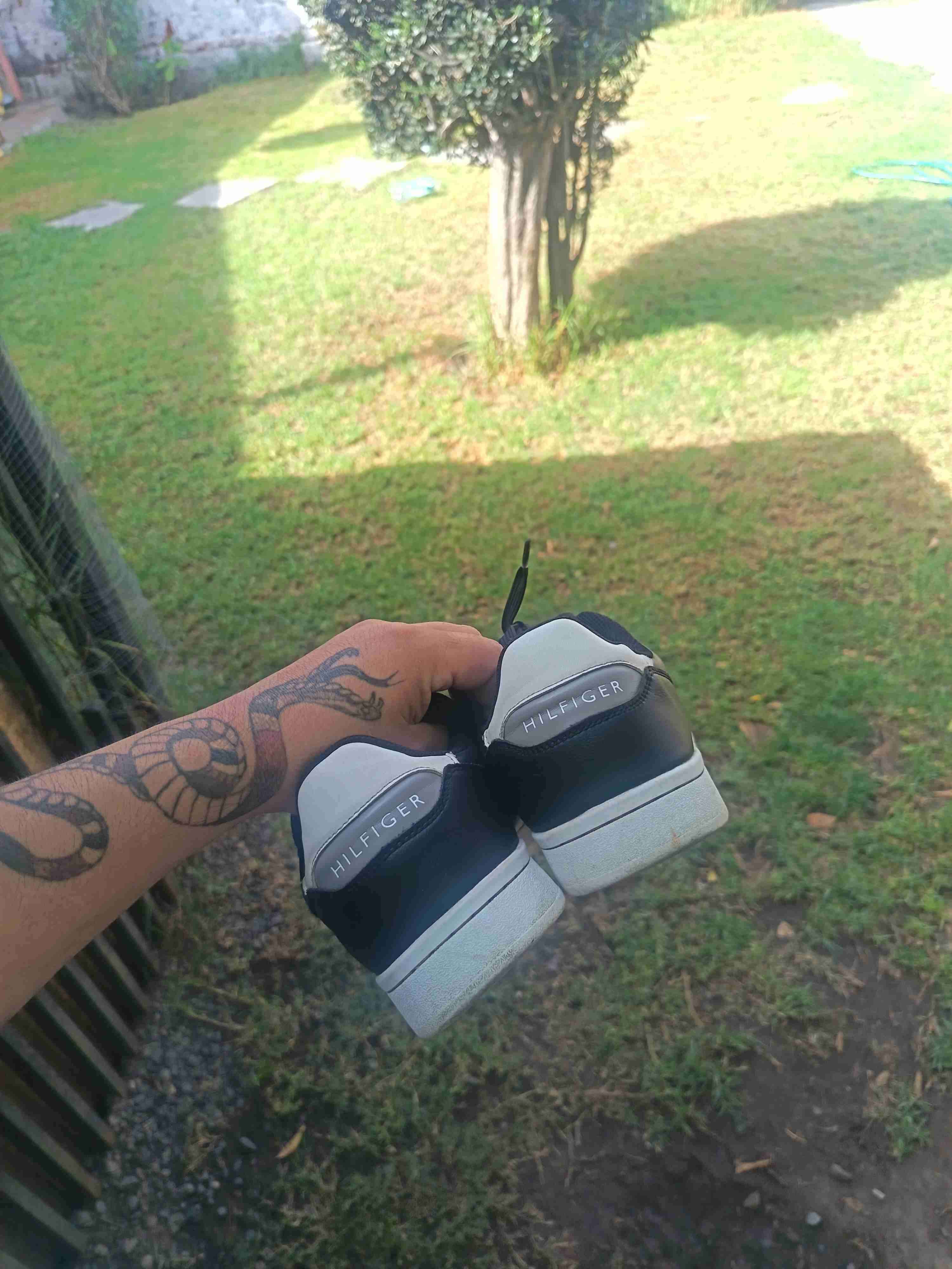 Zapatillas negras Hilfiger - miniatura 3