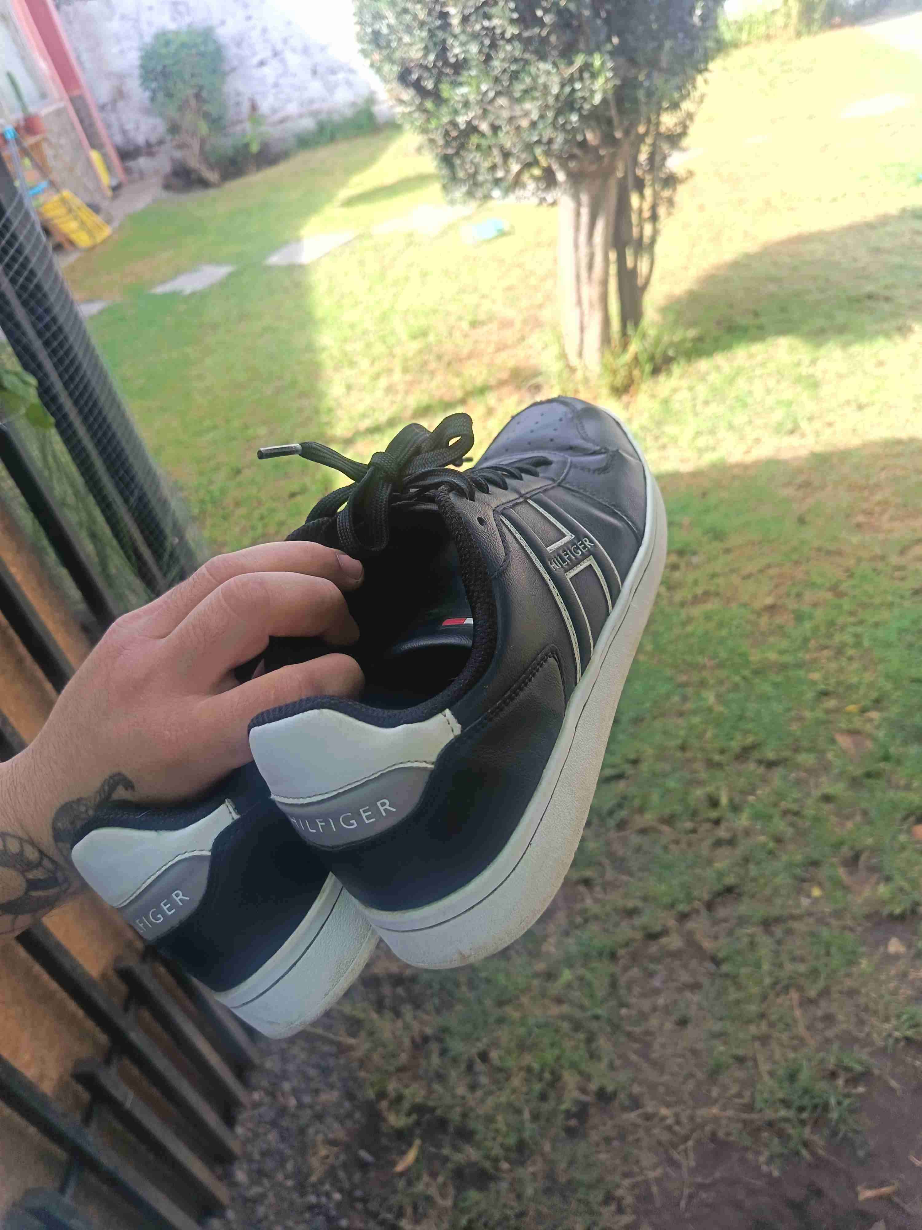 Zapatillas negras Hilfiger - miniatura 4