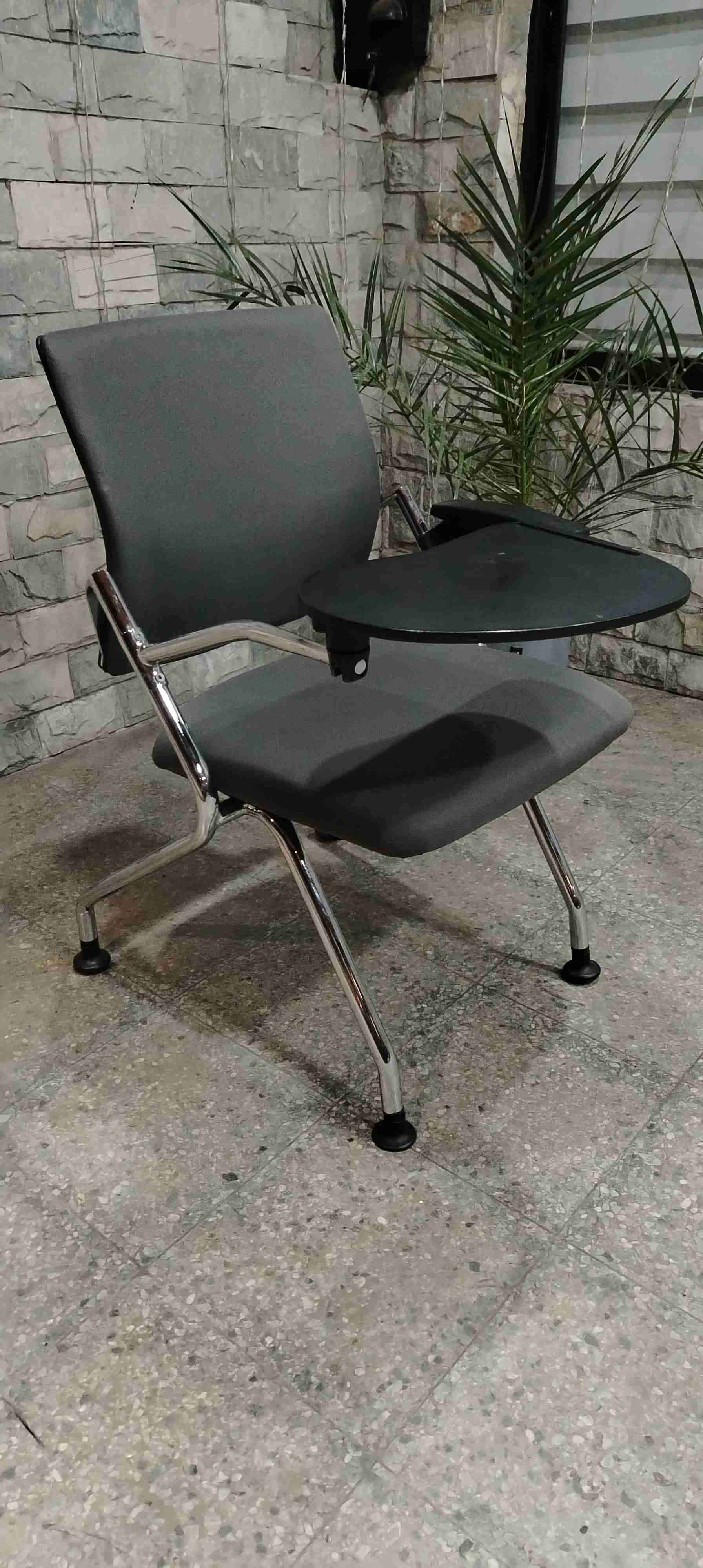 Silla con mesa incorporada - miniatura 6