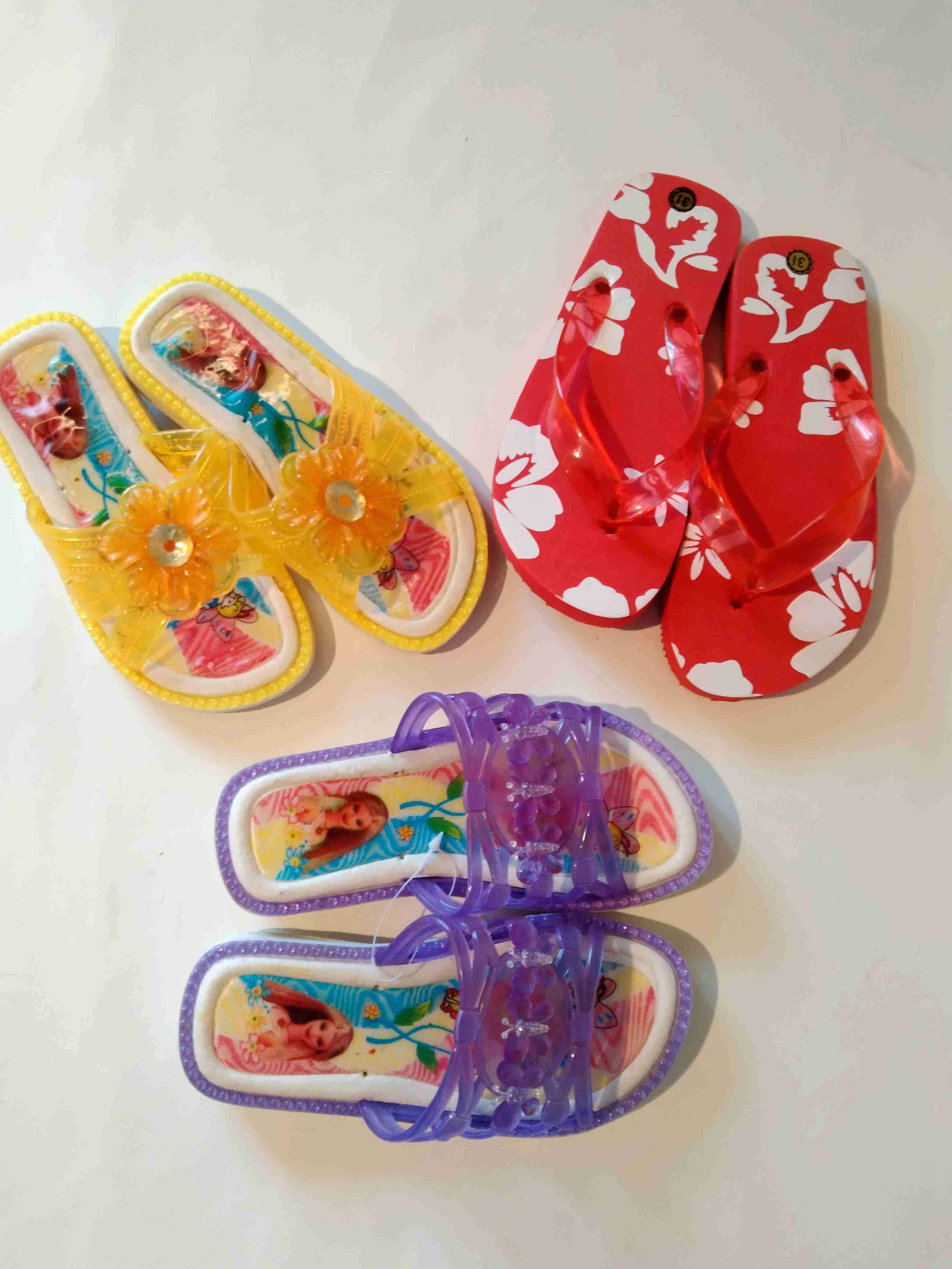 Sandalias de niña N 31 y 33 - miniatura 4