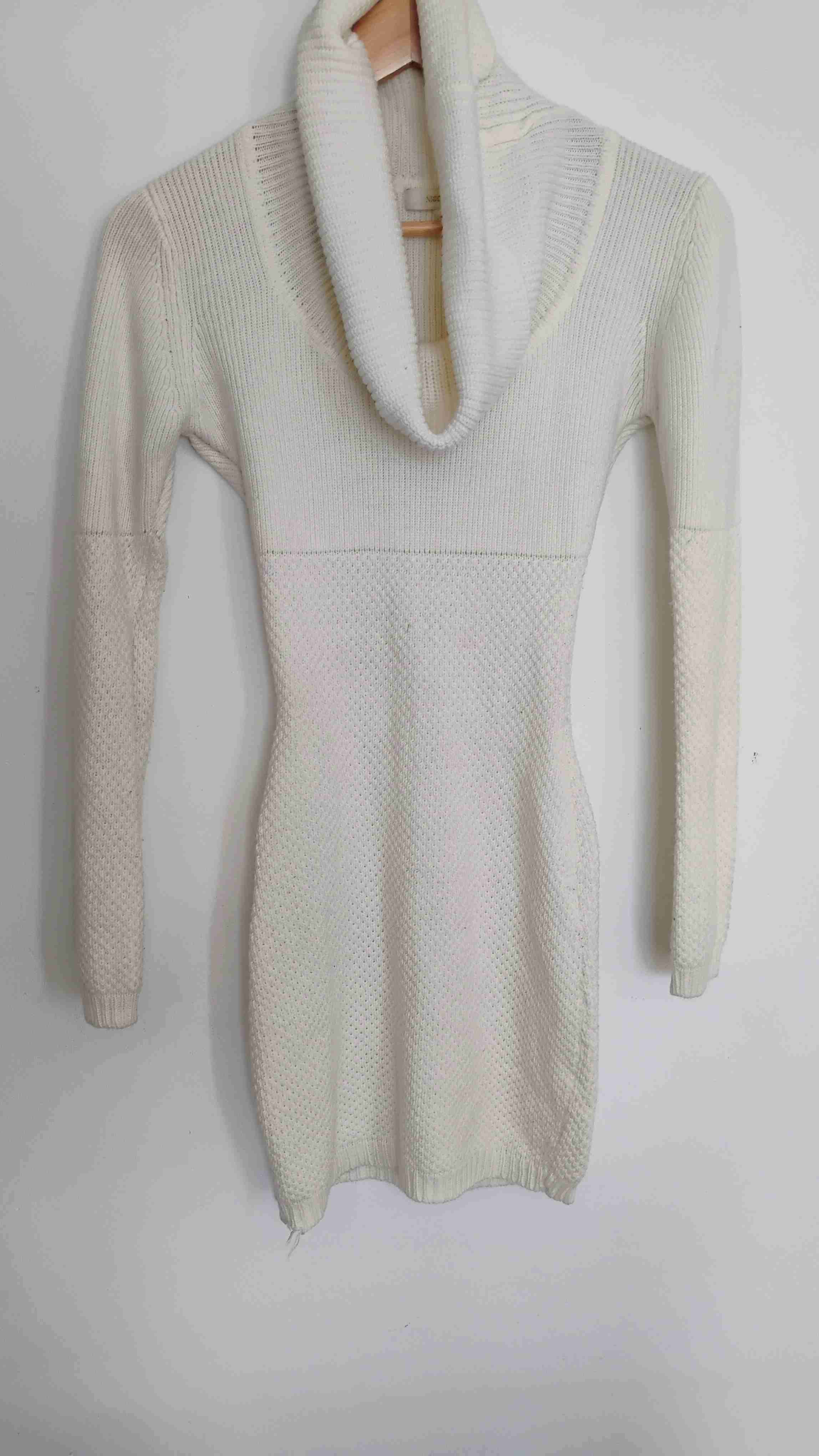 Vestido sweater cuello alto blanco - miniatura 2