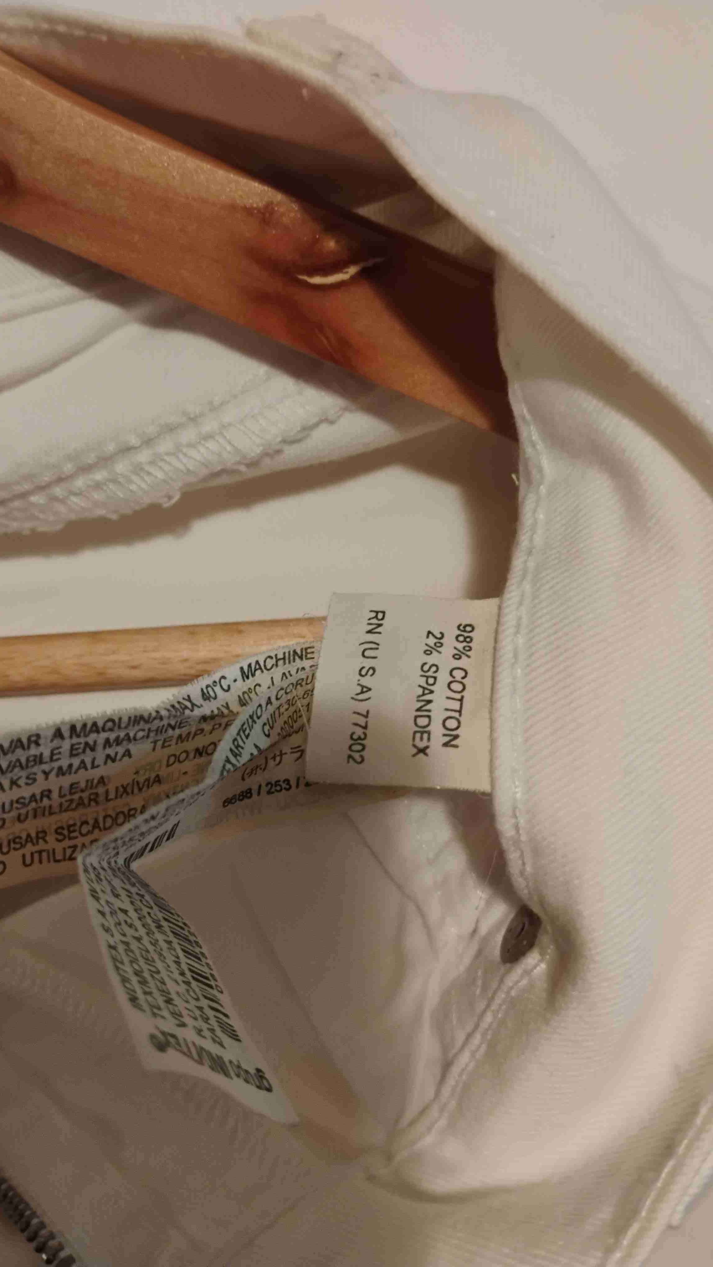 Parka blanco invierno con capucha de peluche - miniatura 6