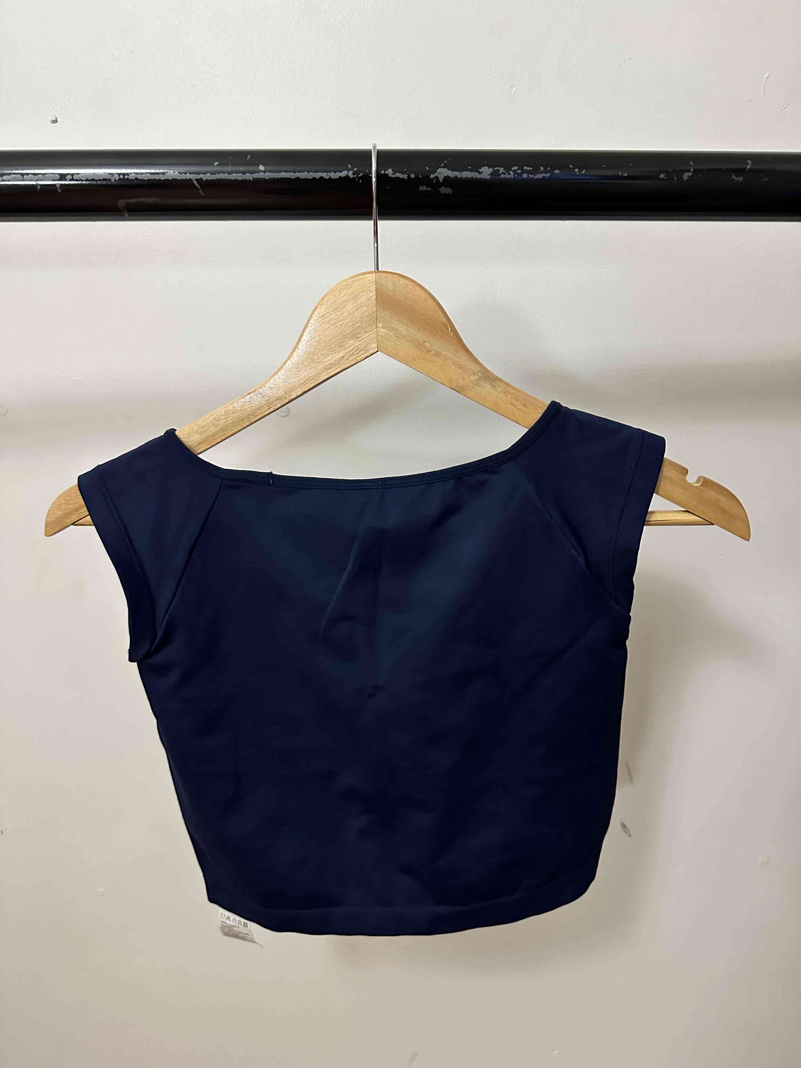 Crop top azul marino - miniatura 2