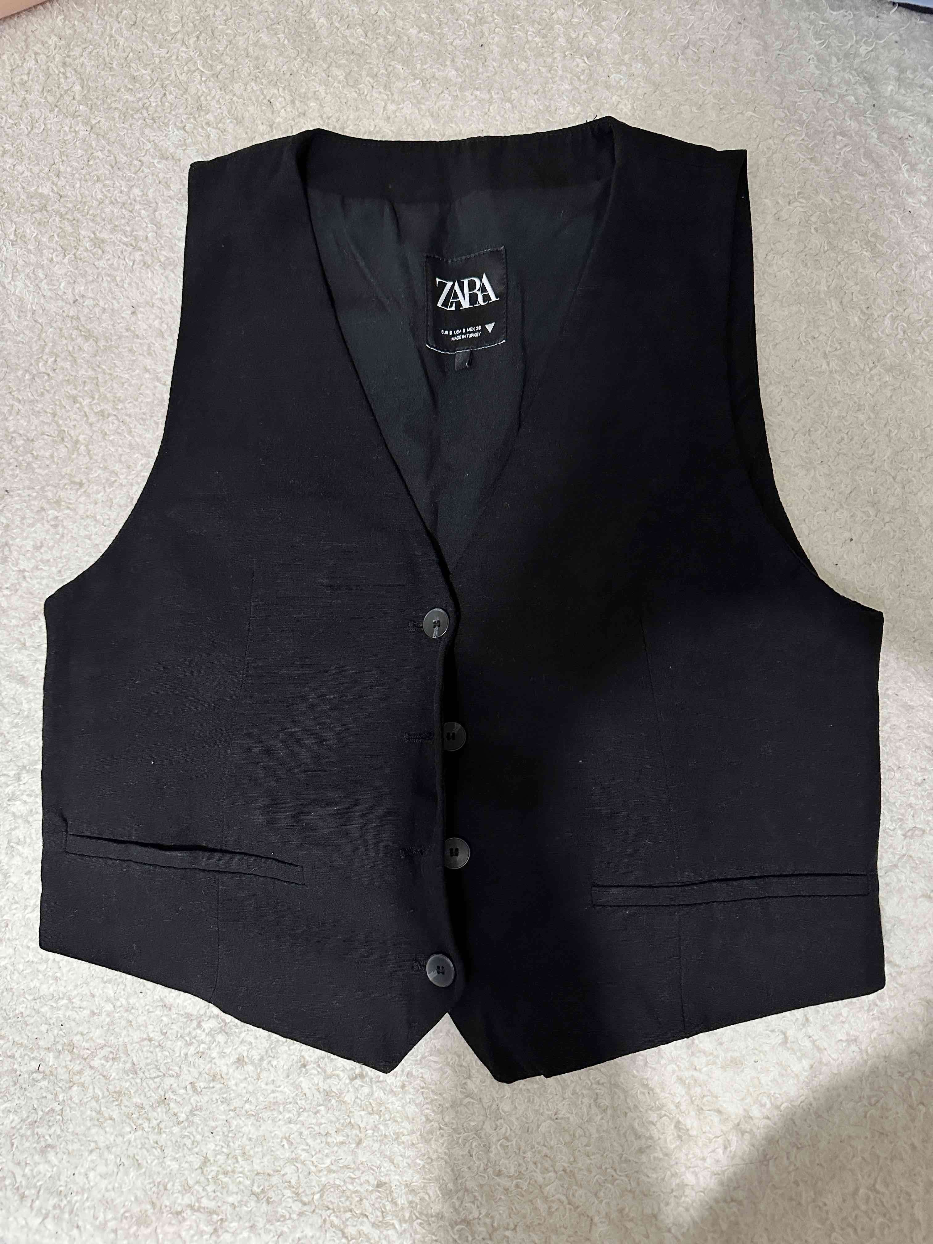 Chaleco negro Zara de vestir