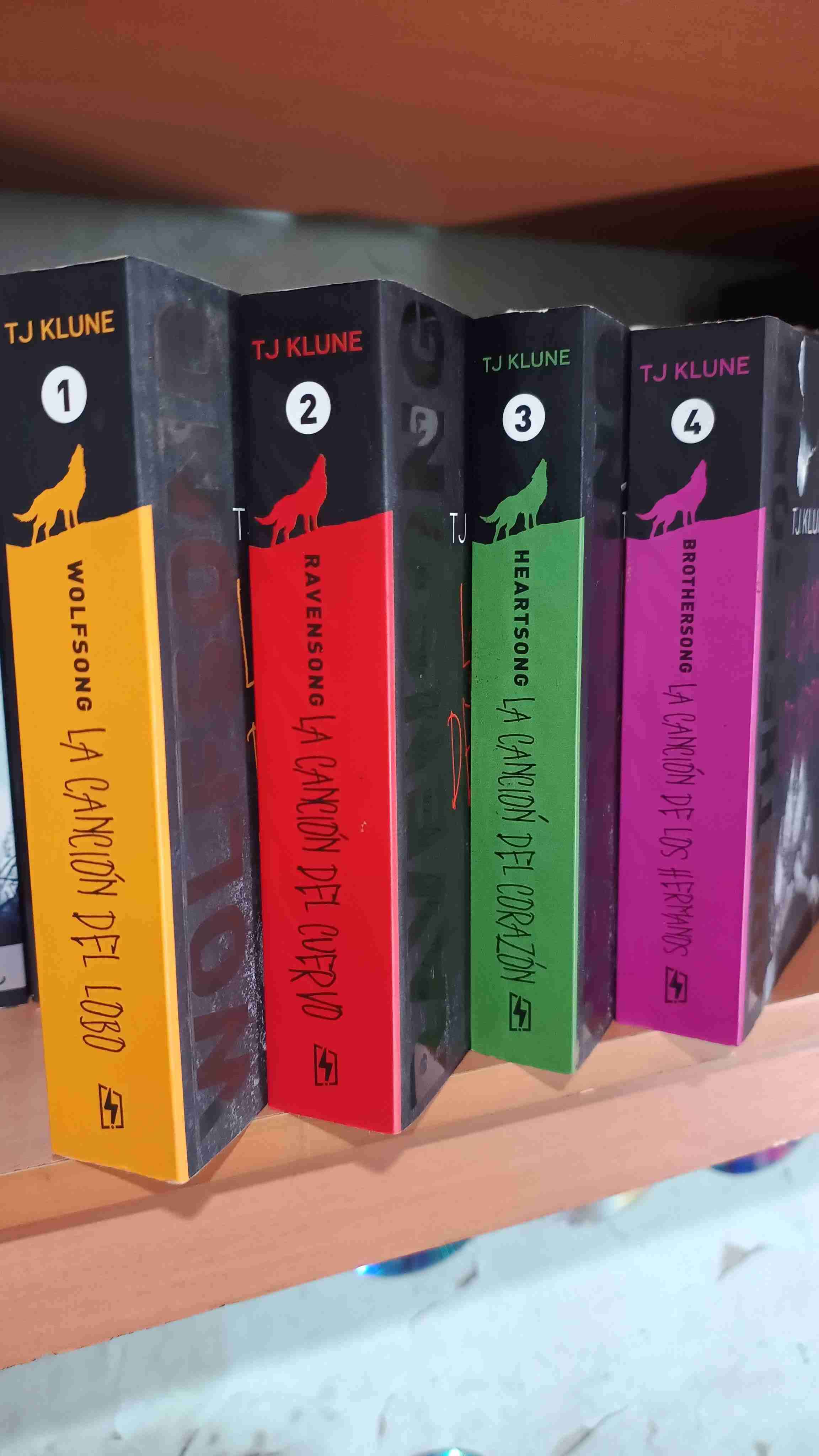 Saga completa de La Canción Del Lobo - miniatura 1