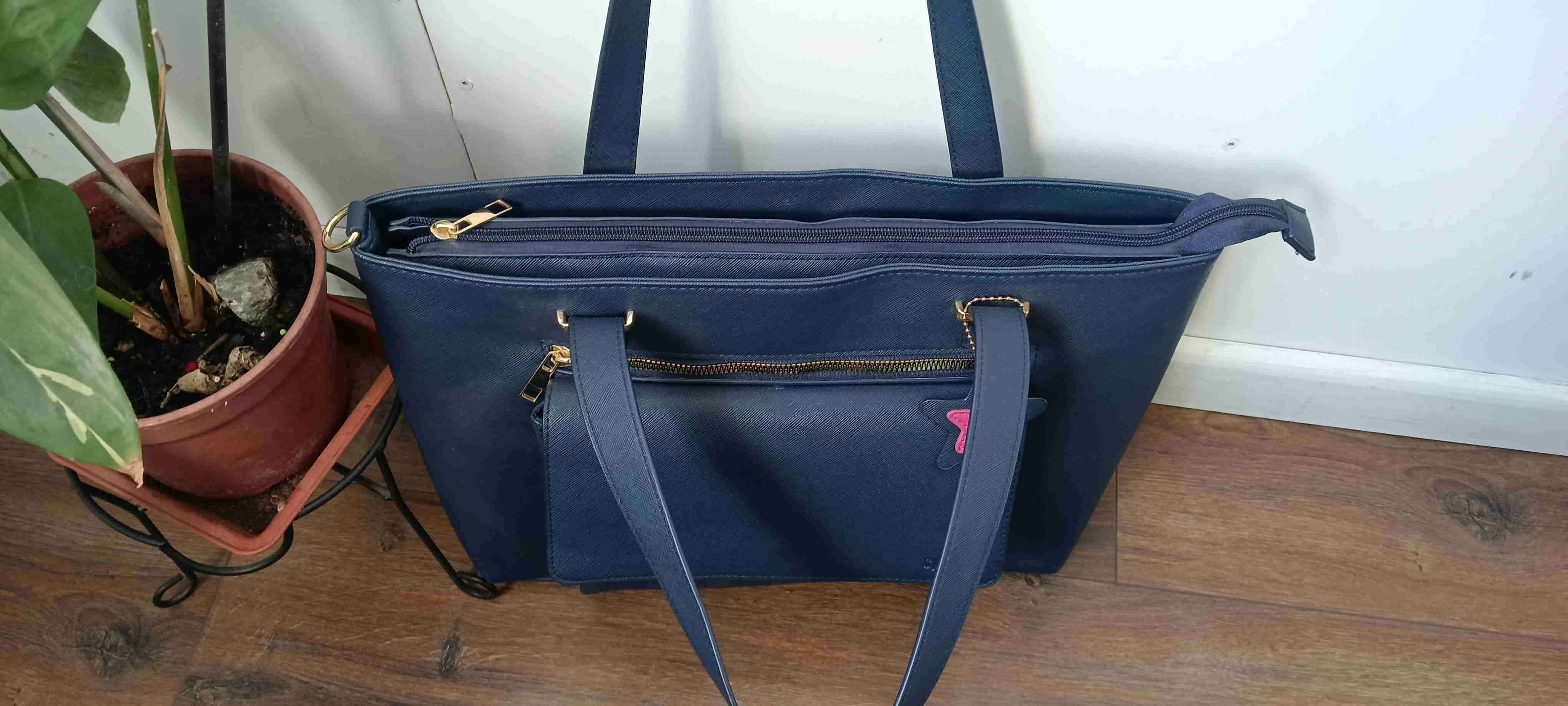 Cartera azul con bolsillos - miniatura 1