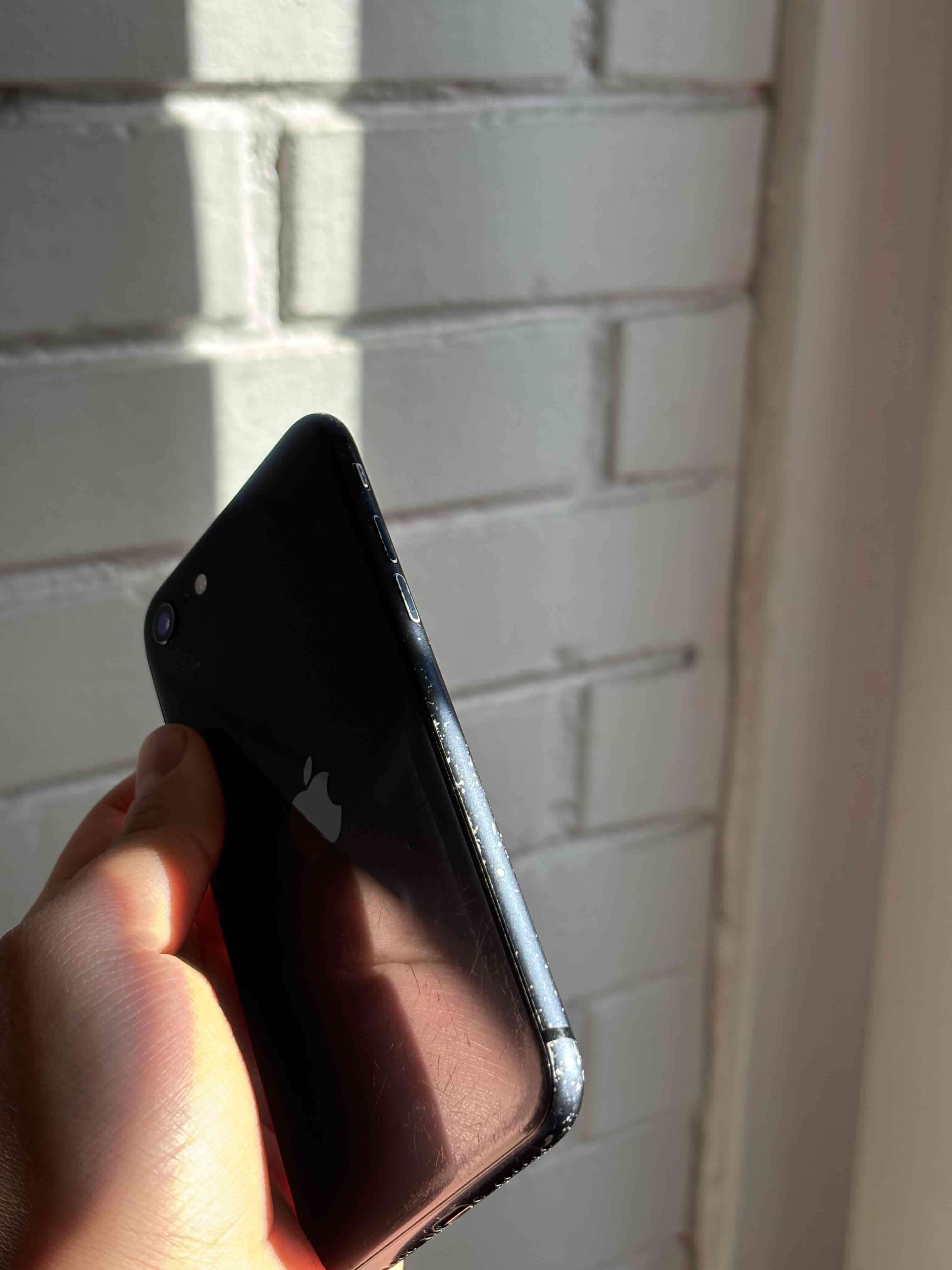 iPhone SE - miniatura 3