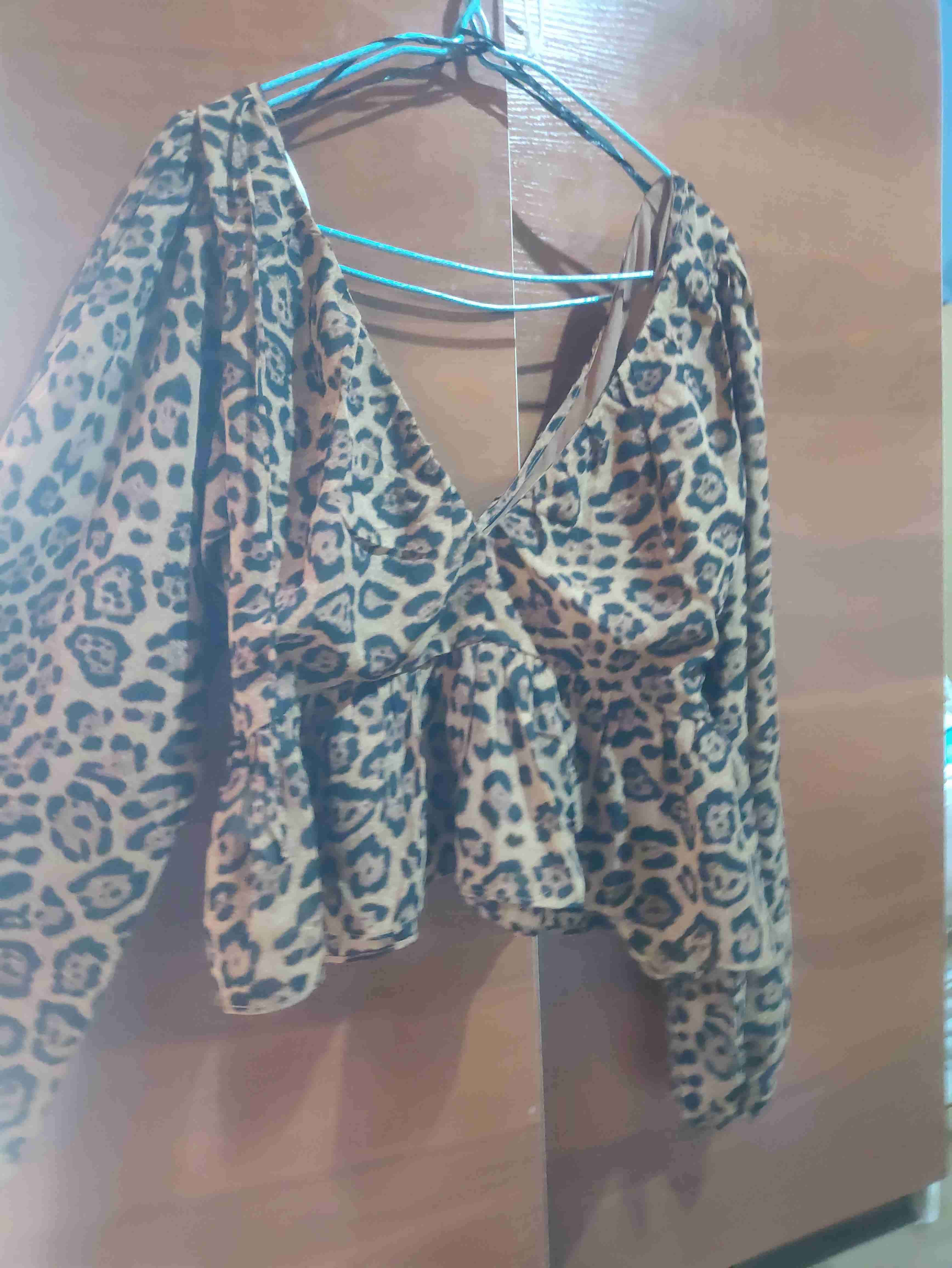 Blusa estampado leopardo - miniatura 1