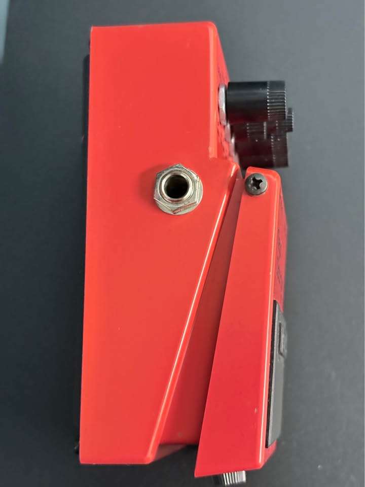 Pedal de distorsión BOSS MD-2 - miniatura 2