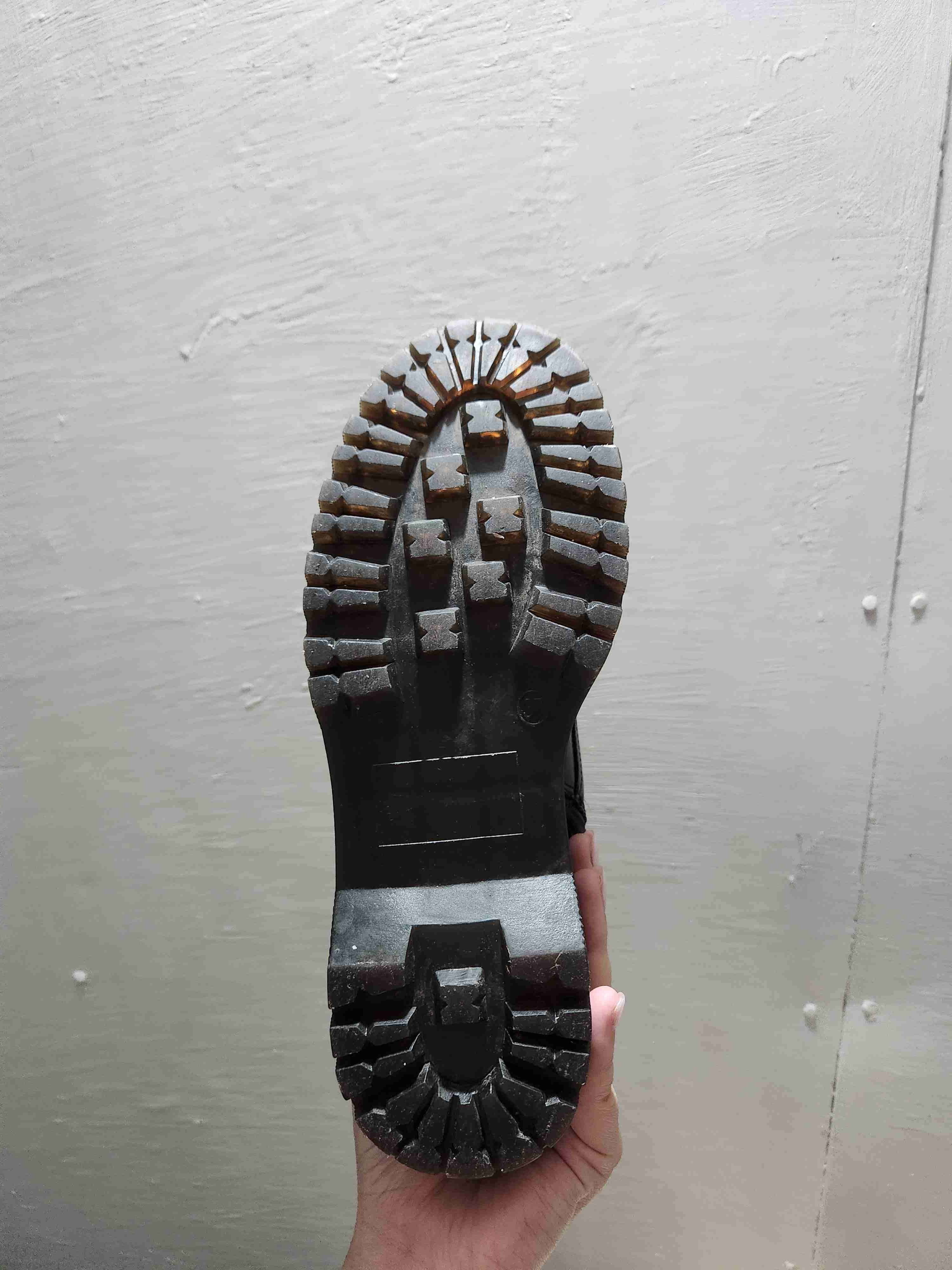 Botas negras con plataforma - miniatura 6