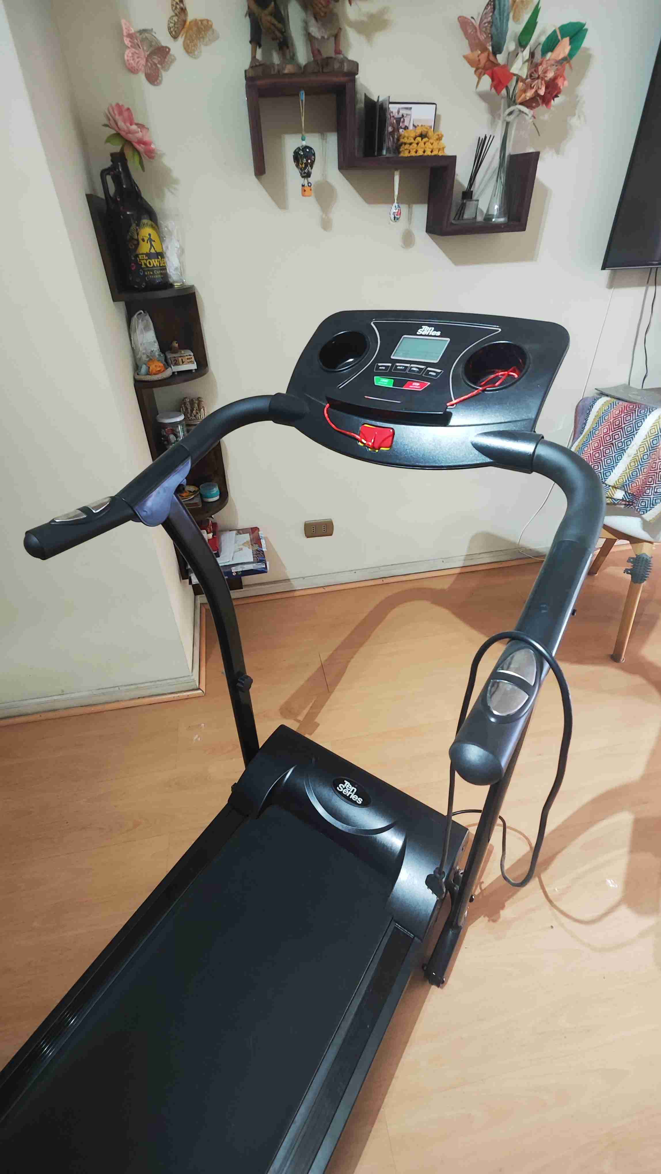 Trotadora eléctrica negra - miniatura 1