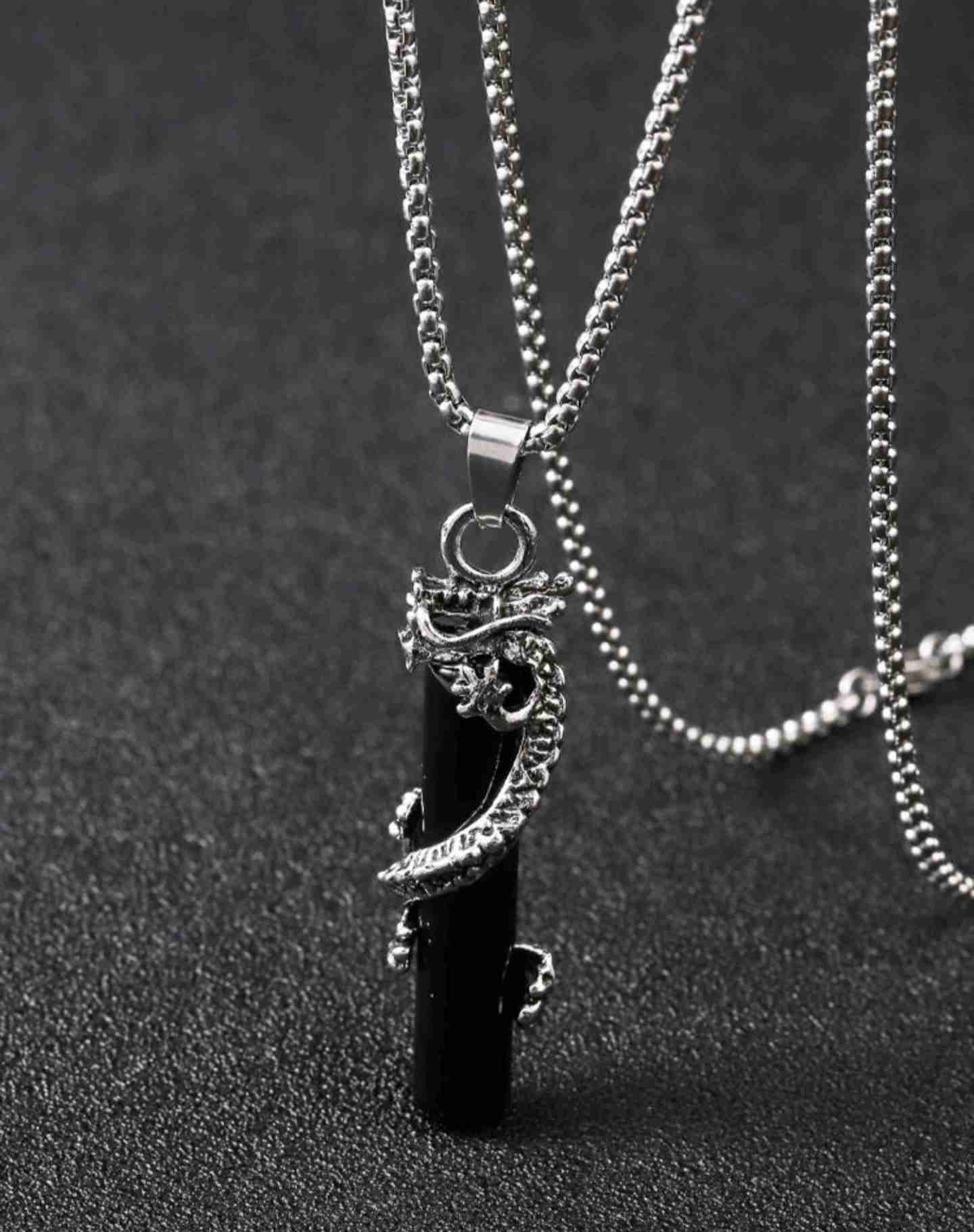 Collar con colgante dragón - miniatura 1