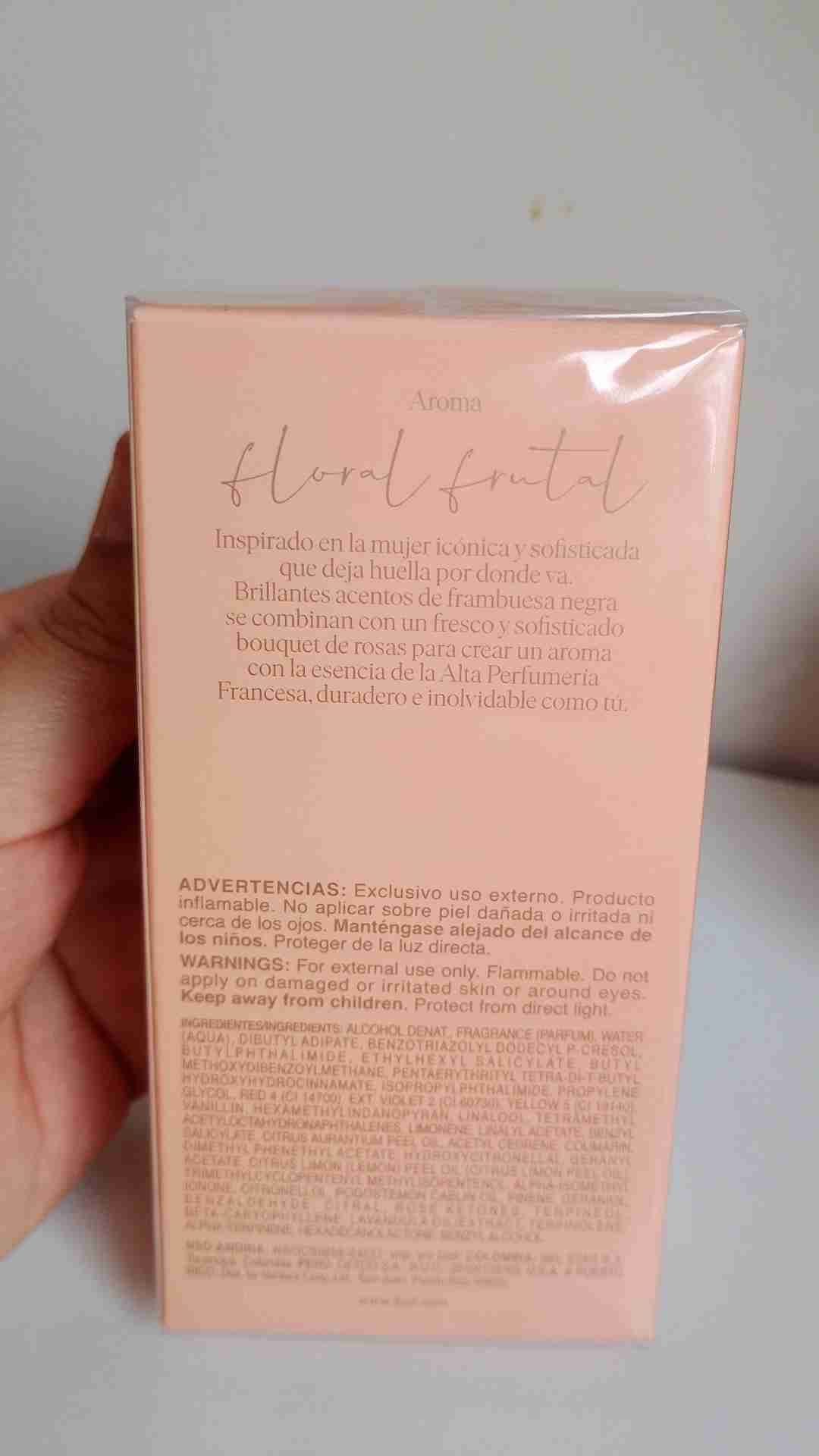 Perfume femenino Miss L'Bel 50 ml - miniatura 2