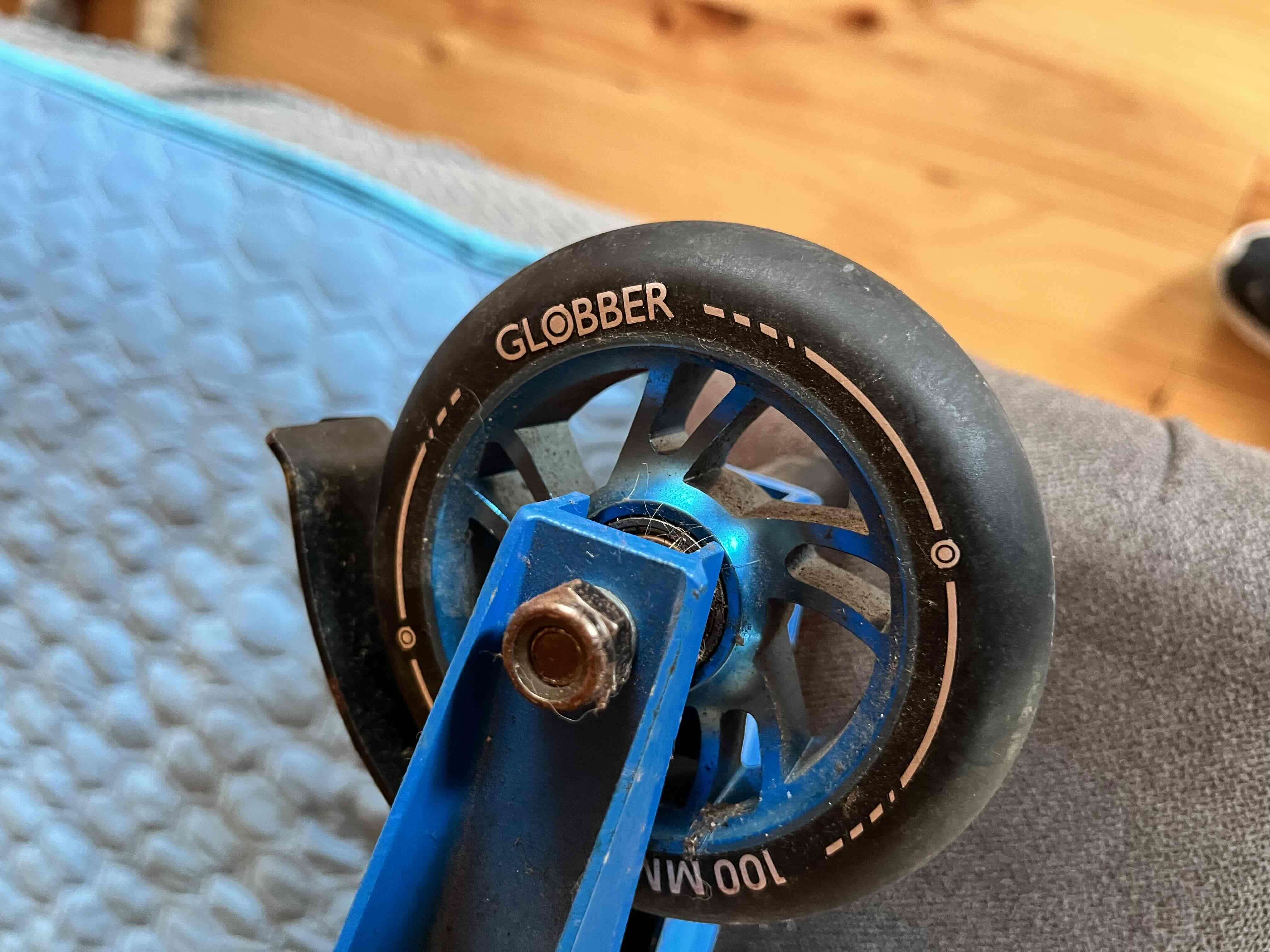 Scooter freestyle azul y negro - miniatura 4