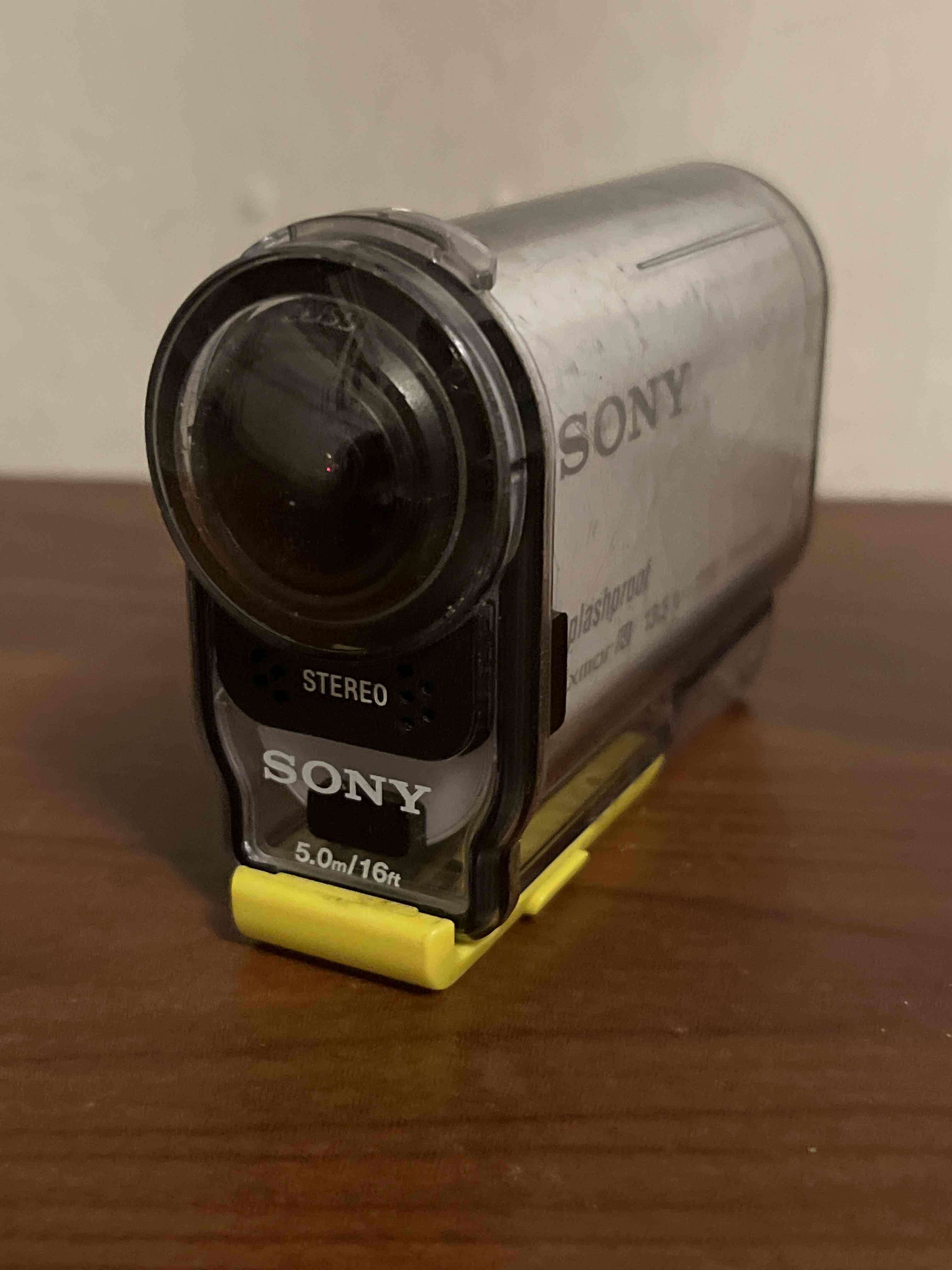 Cámara Sony para deportes - miniatura 1