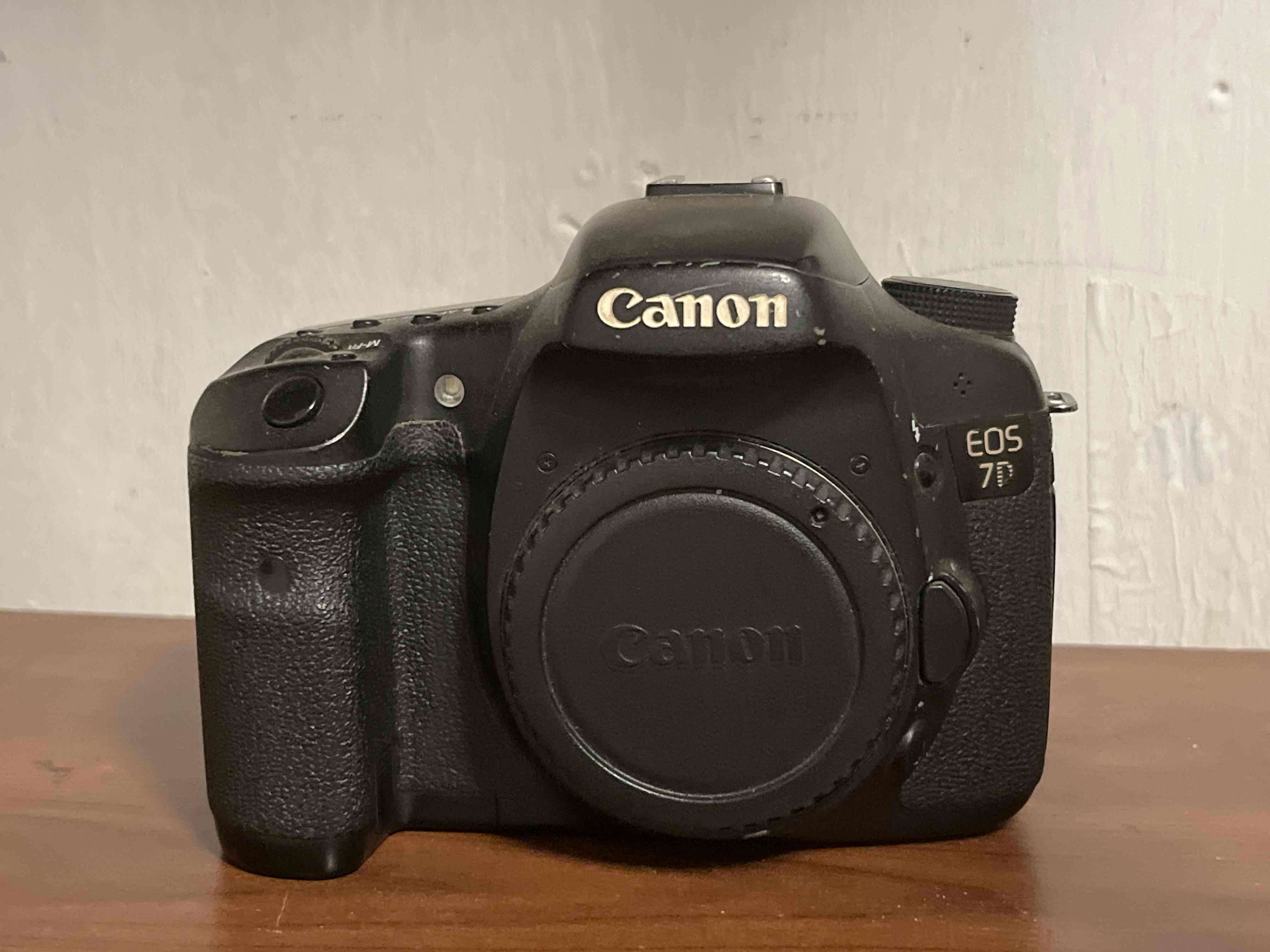 Cámara Canon EOS 7D Repuesto - miniatura 1