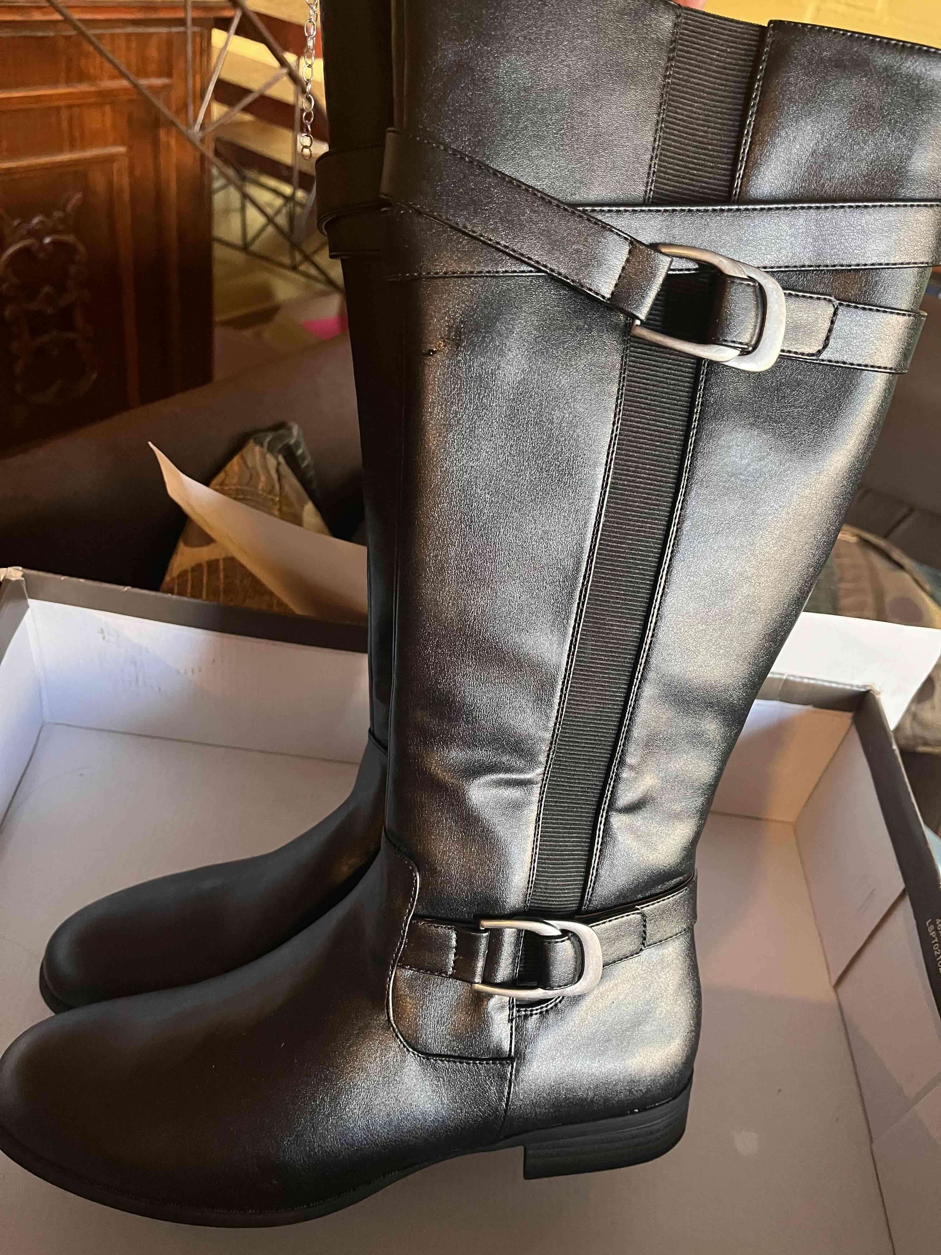 Botas negras nuevas 39 - miniatura 1