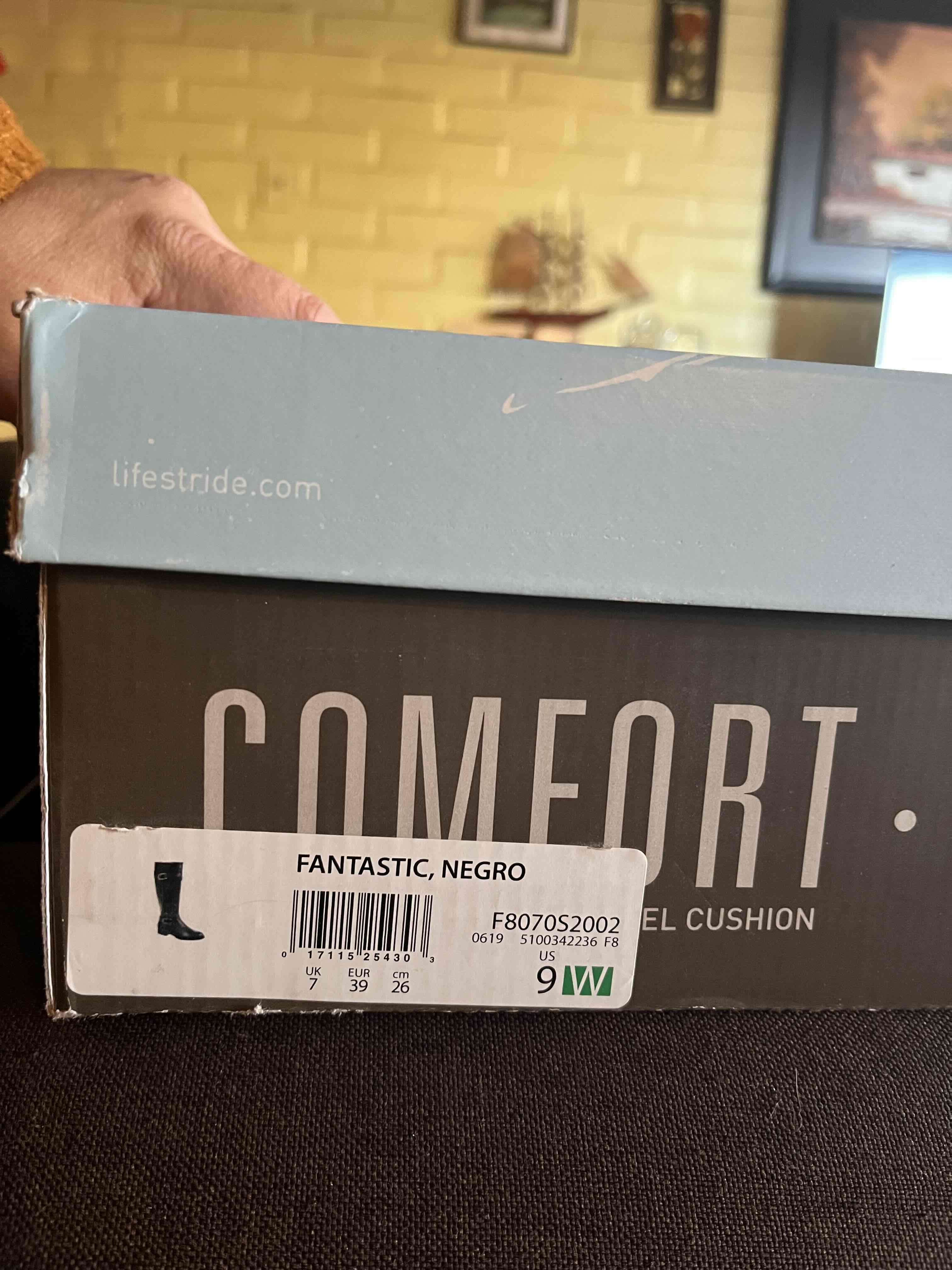 Botas negras nuevas 39 - miniatura 5