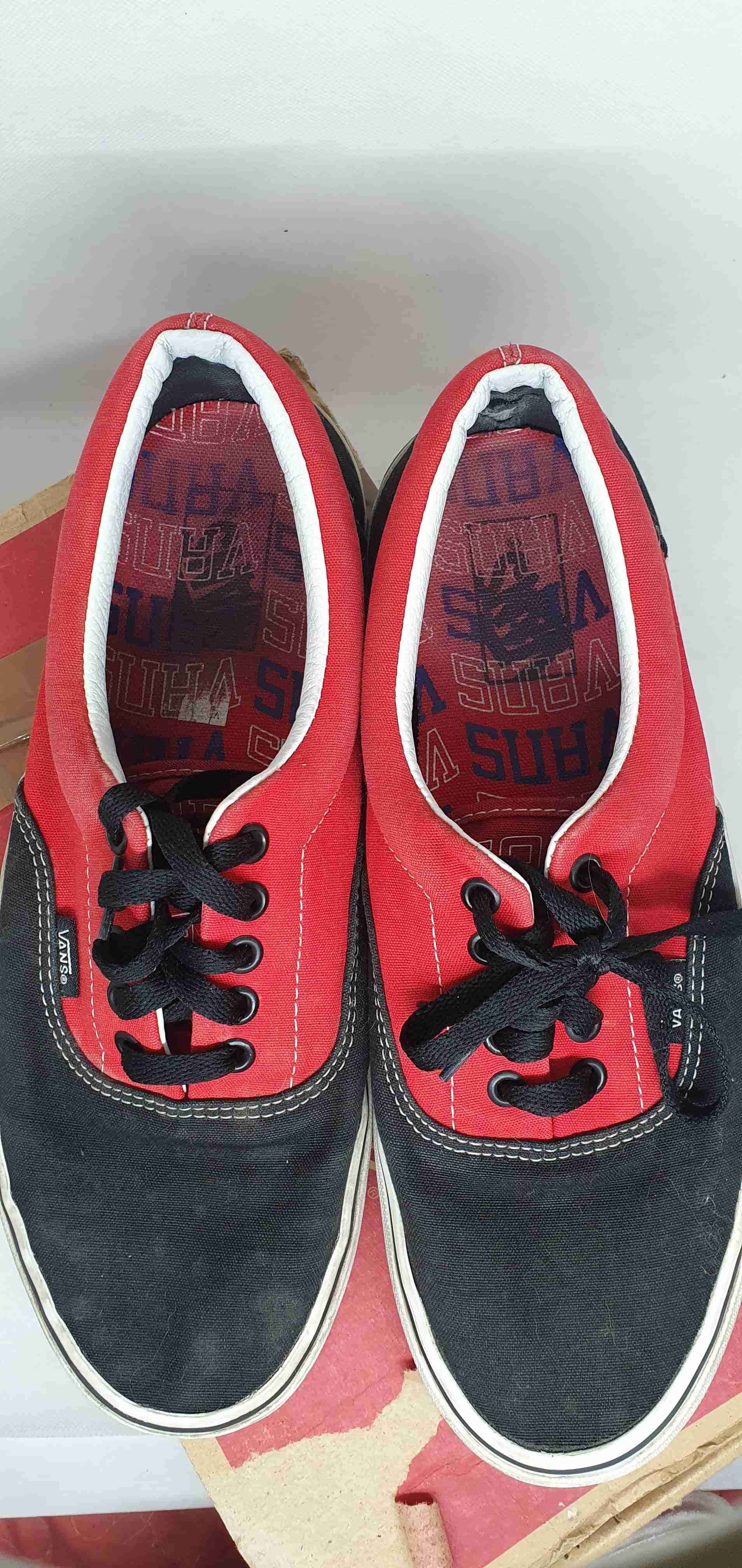 Zapatillas Vans rojas y negras Talla 42.5 - miniatura 4