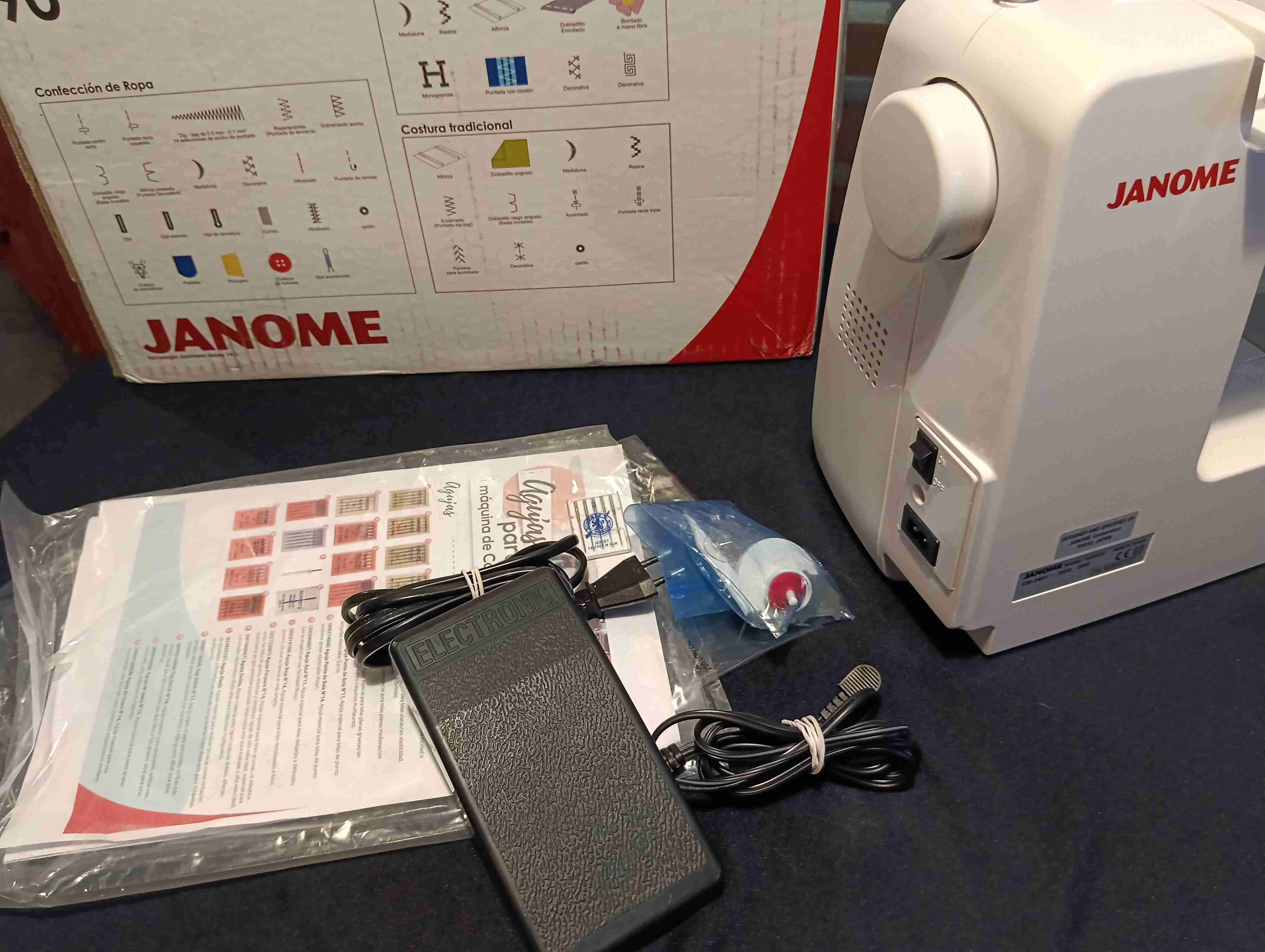 Máquina de coser Janome 1050DC - miniatura 5