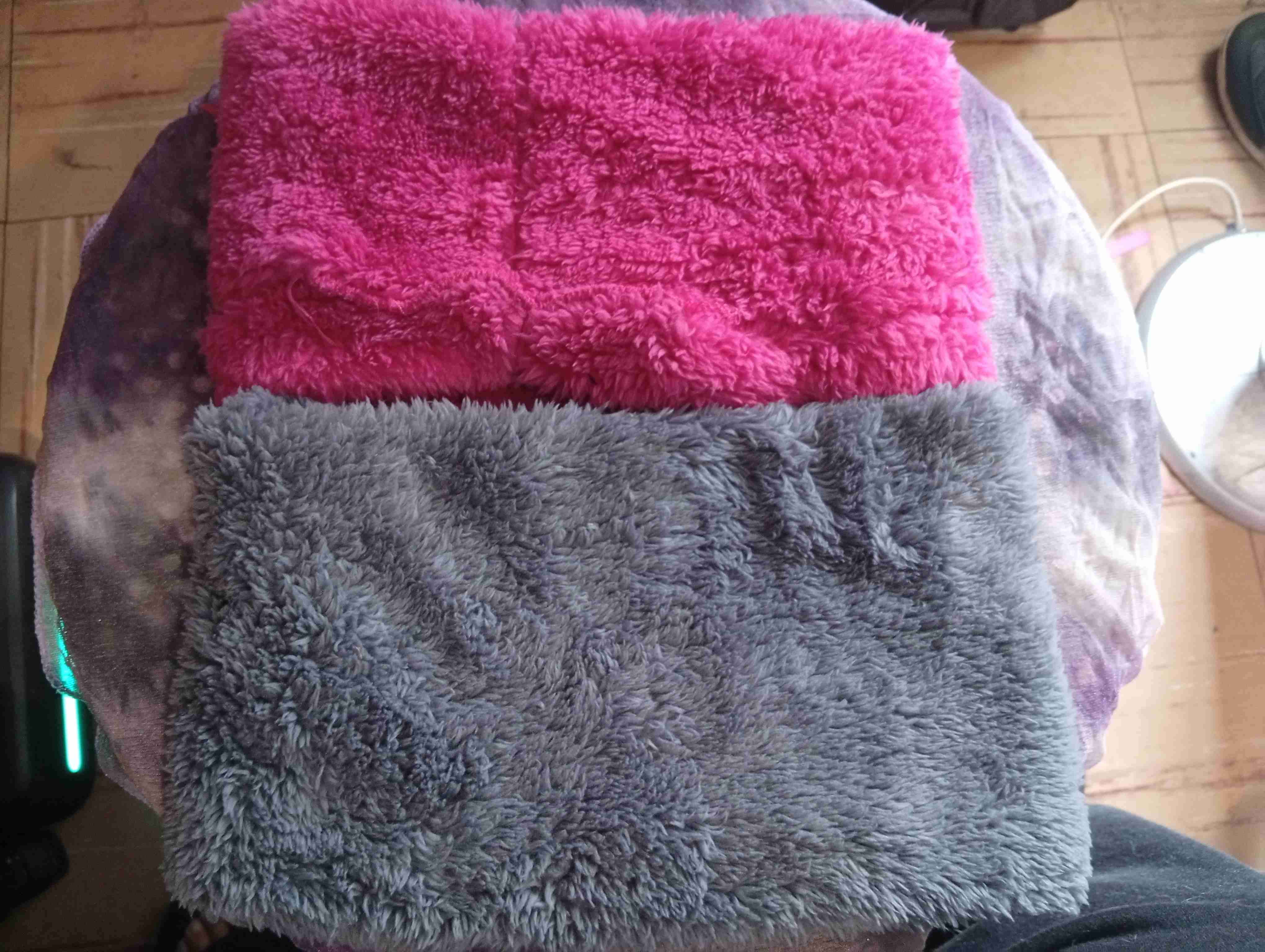 Cuellos peludos de colores - miniatura 3