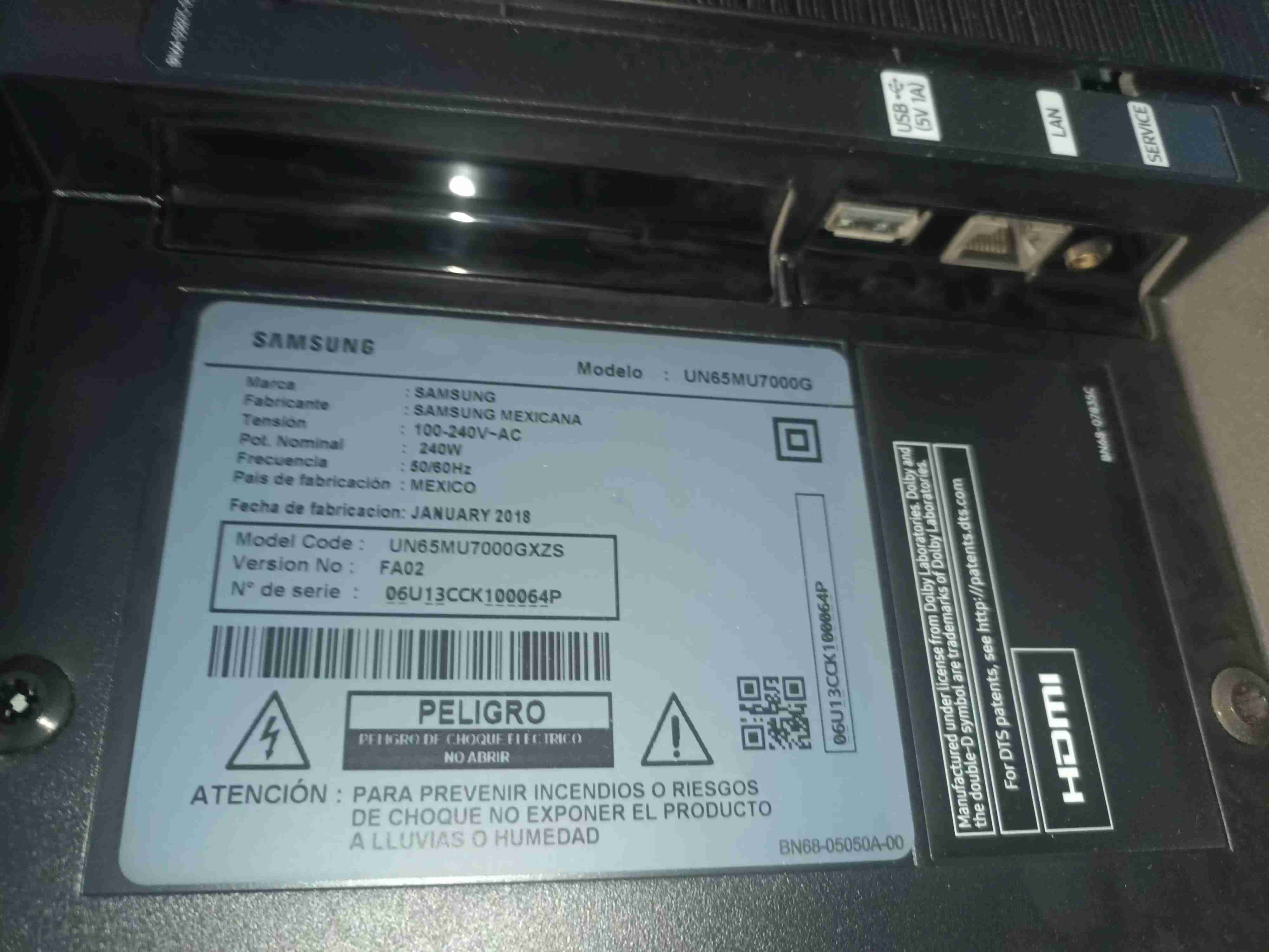 Televisor Samsung modelo 2018 - miniatura 1